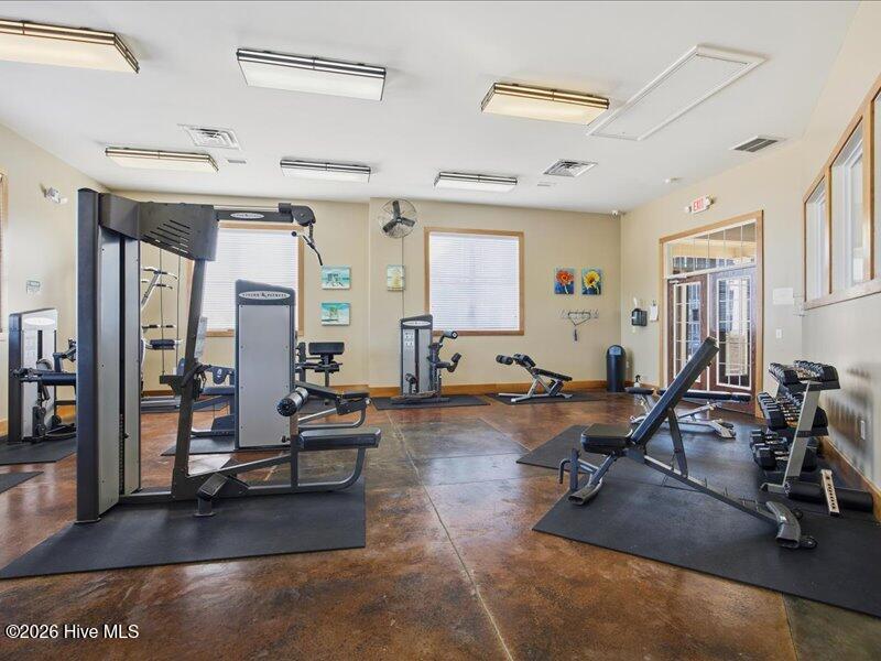 100549791 | Photo 38