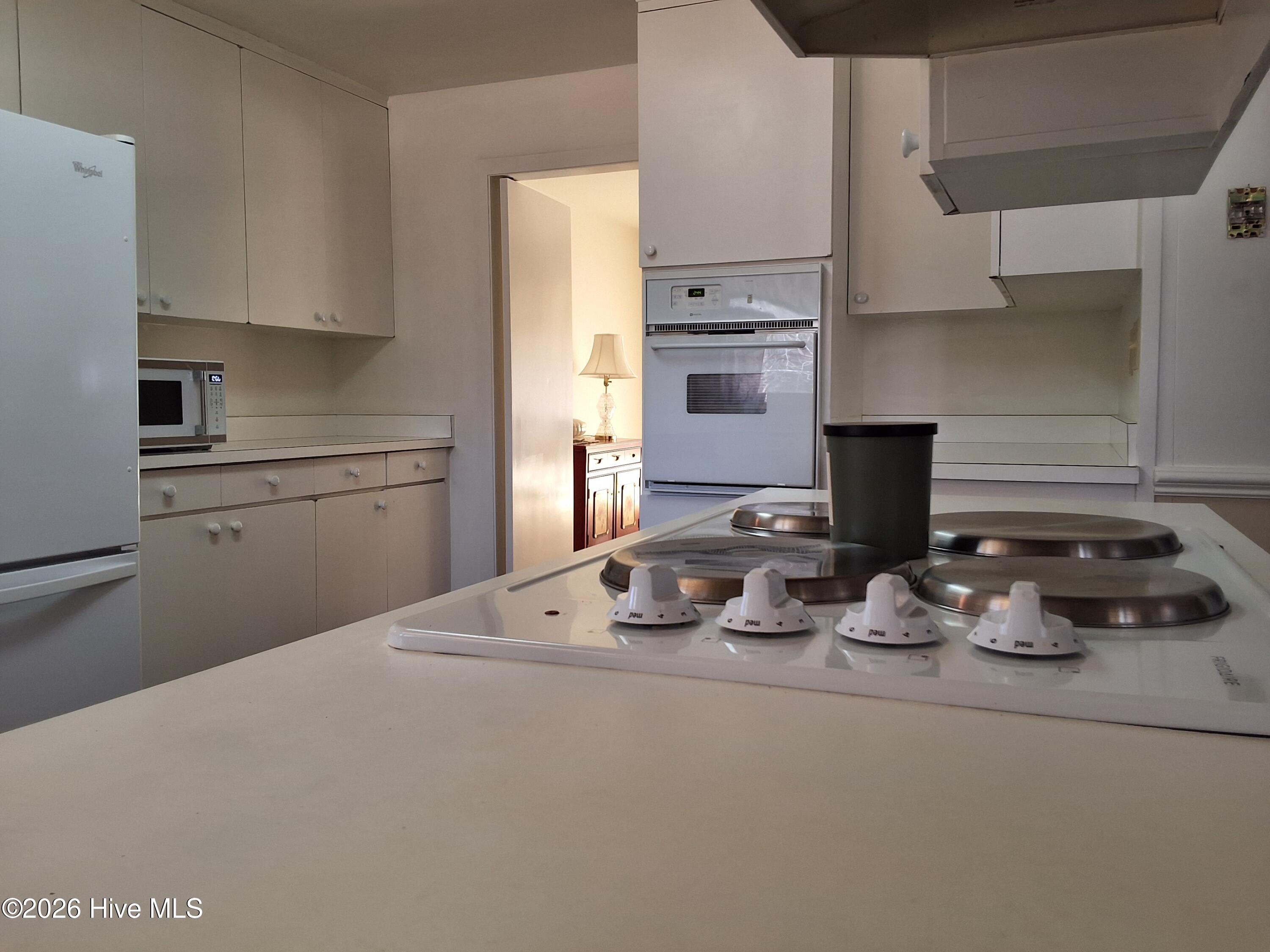 100554569 | Photo 33