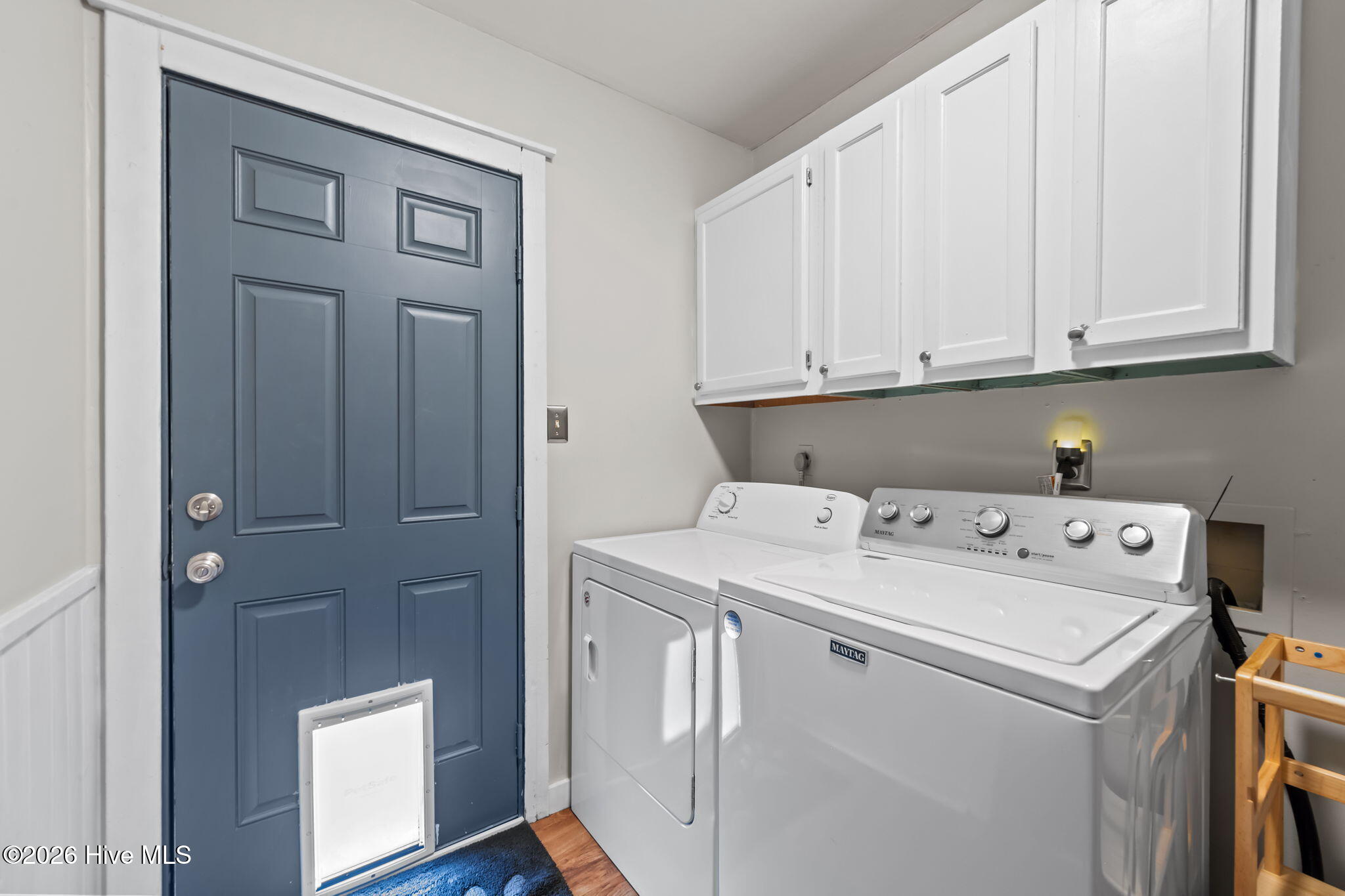 100558833 | Photo 23