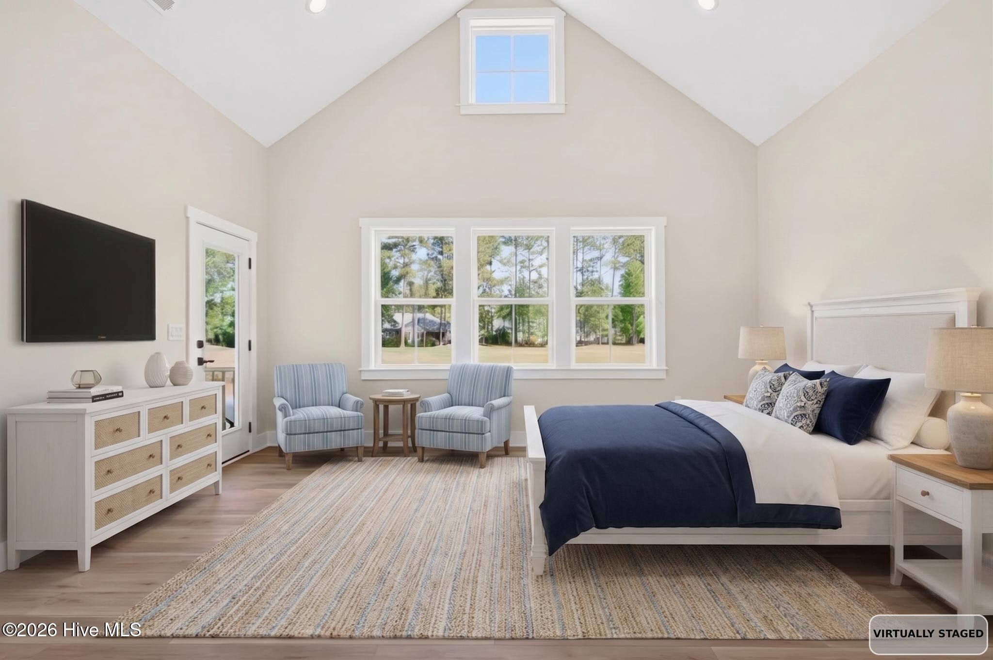 100568512 | Photo 34