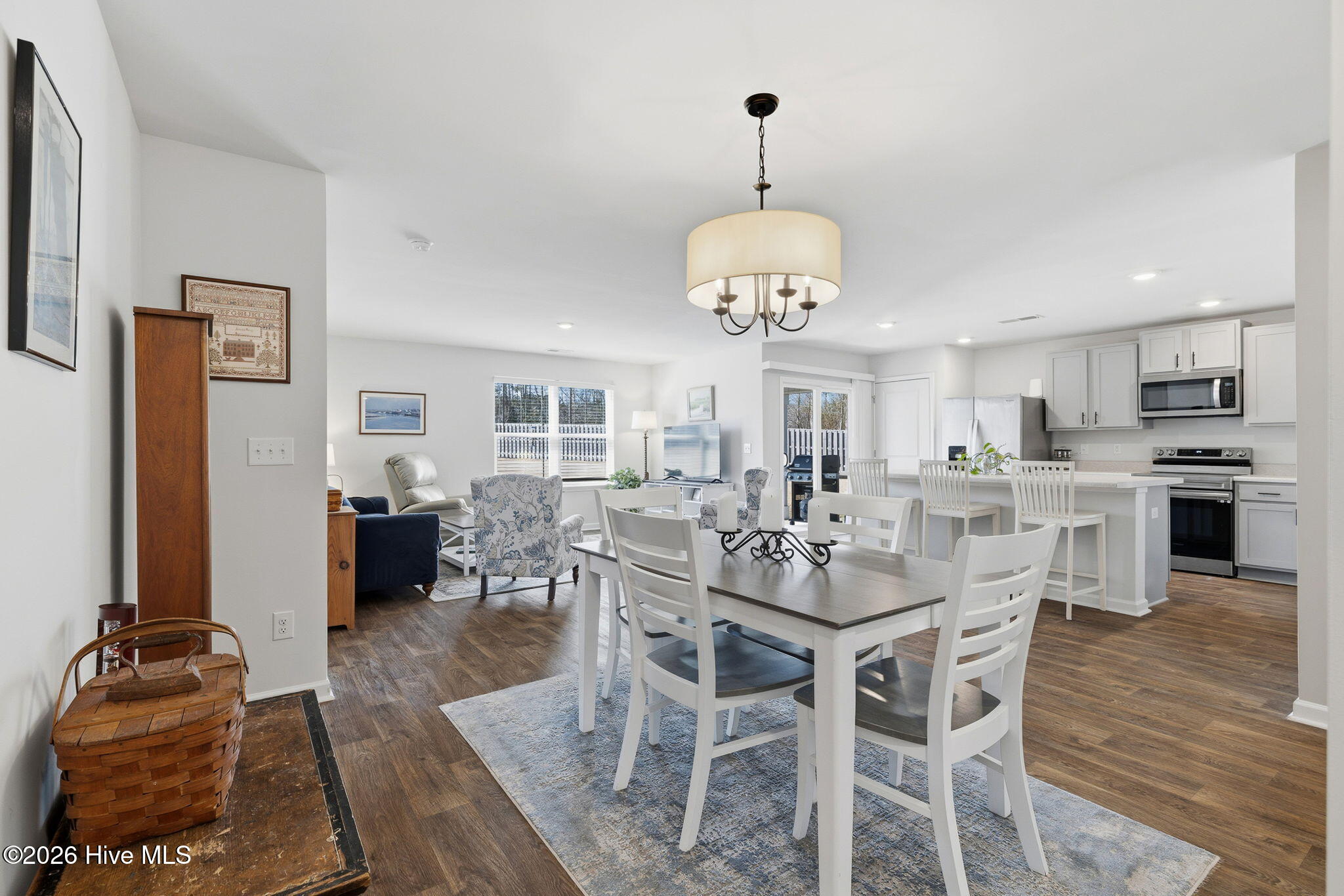 100553994 | Photo 21