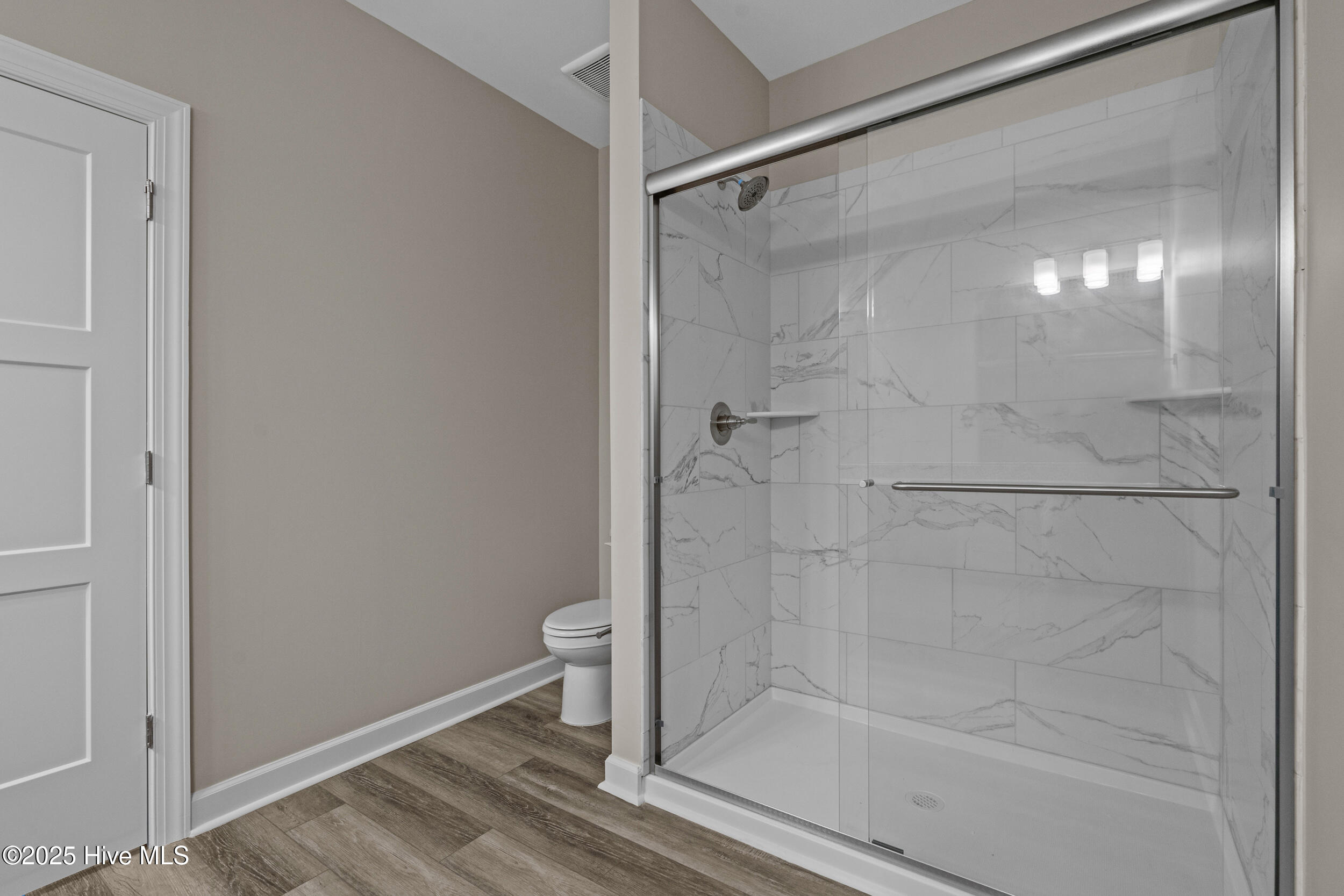 100539036 | Photo 33