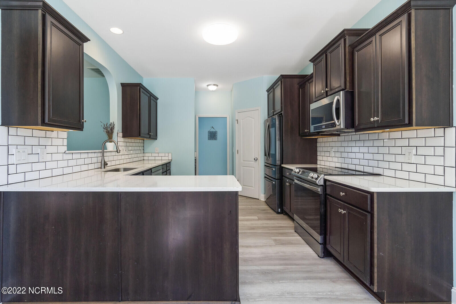 100556304 | Photo 22