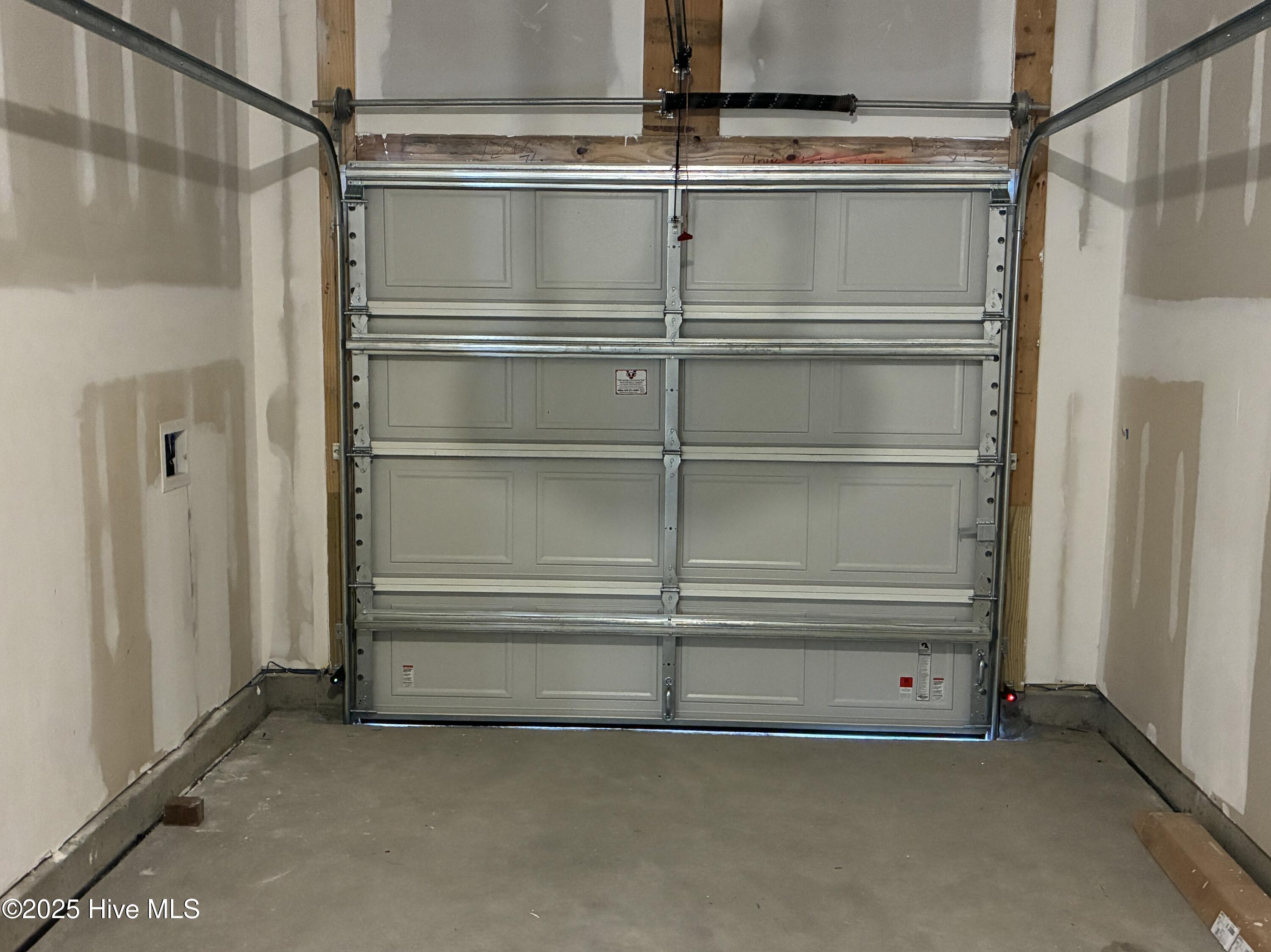 100545572 | Photo 34