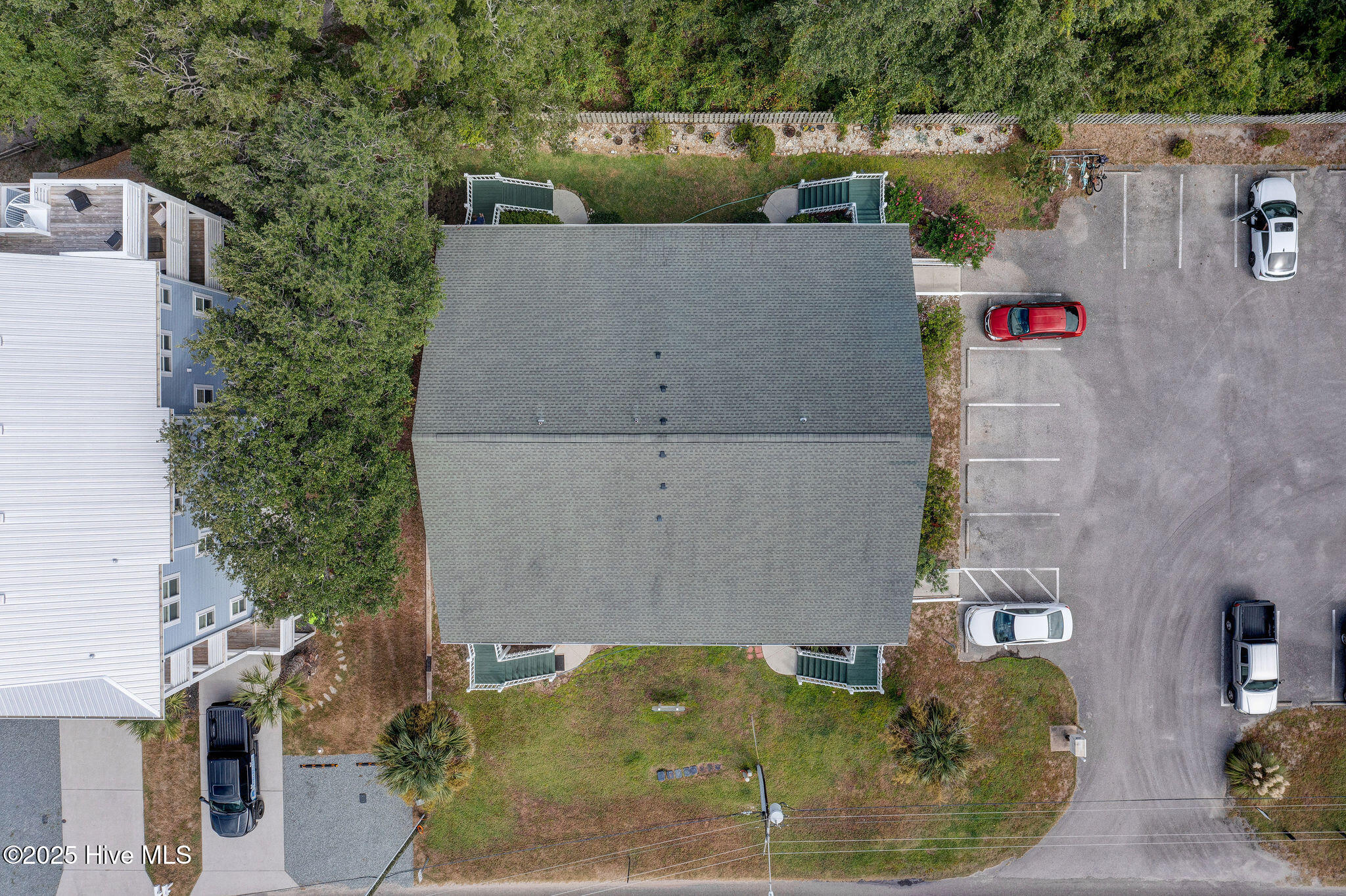 100531587 | Photo 31