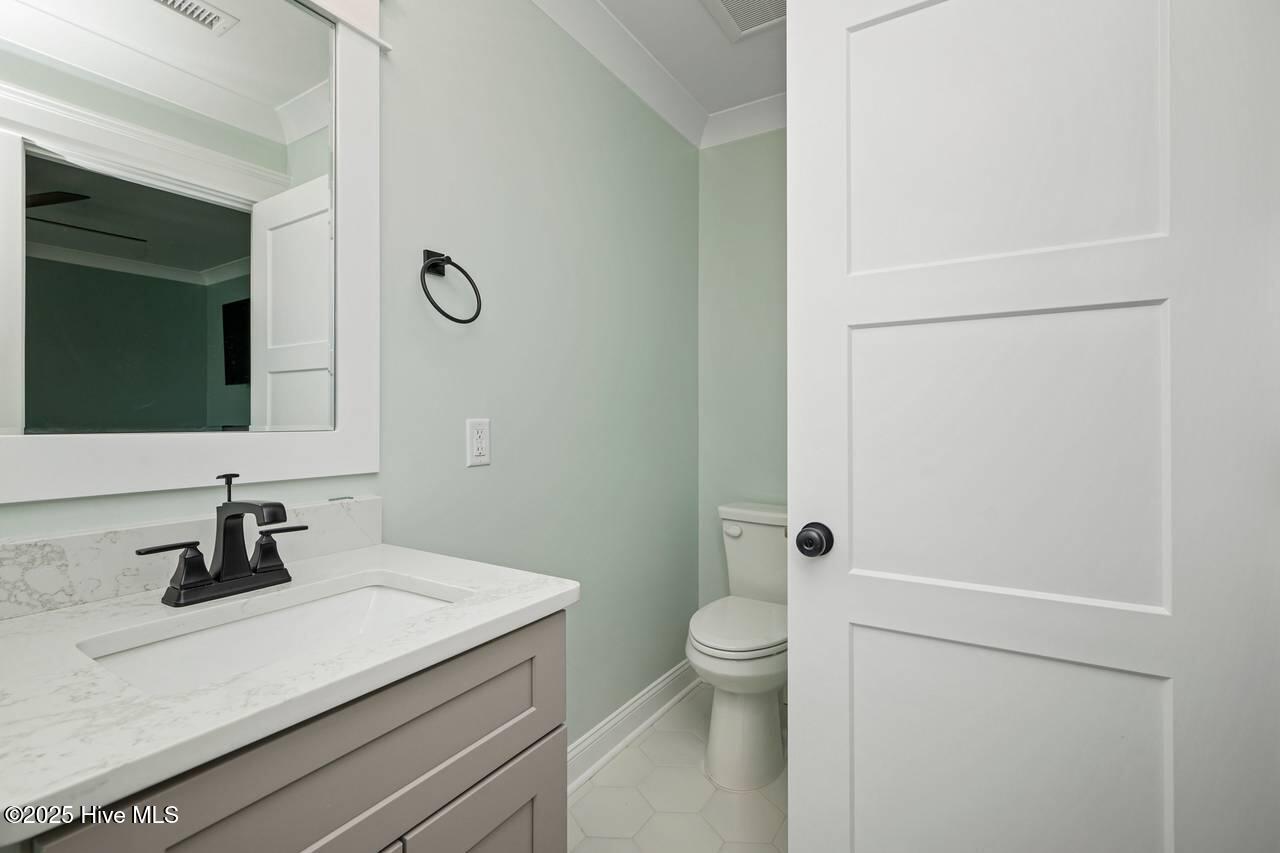 100527522 | Photo 34