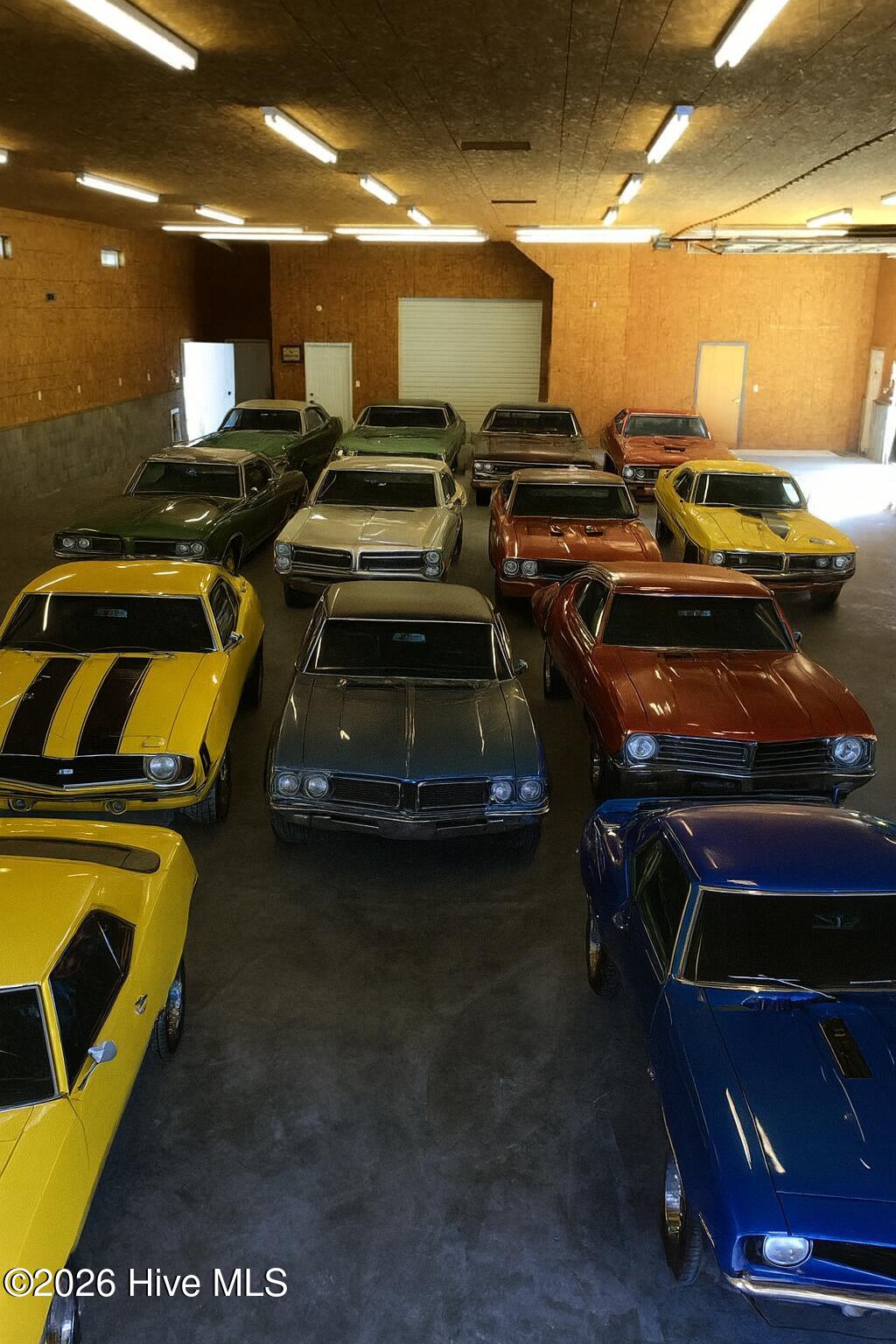 100547219 | Photo 58