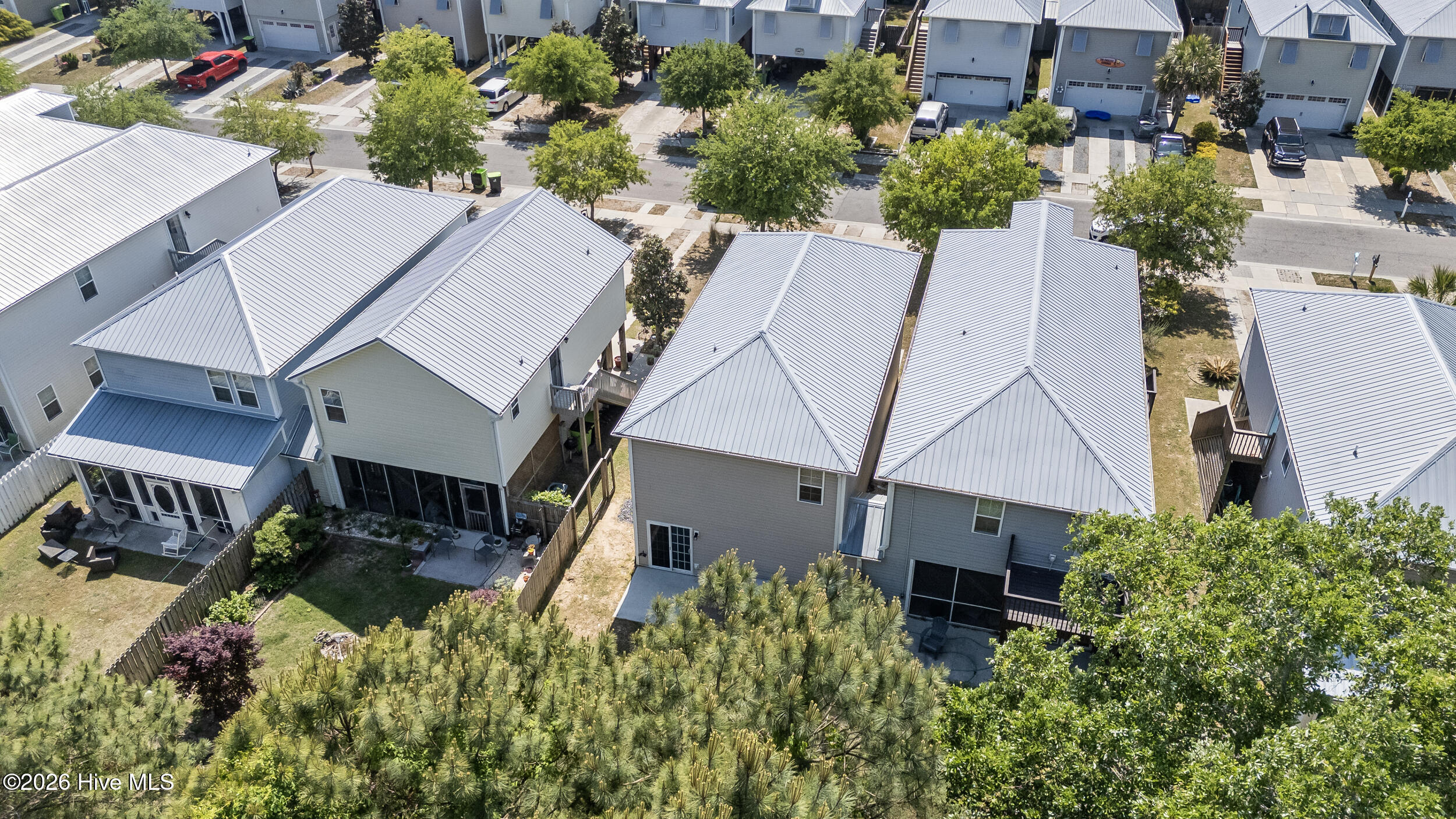 100569653 | Photo 36