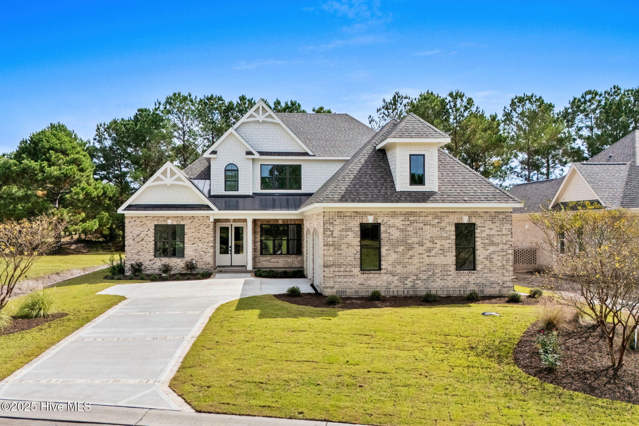 100509277 | Photo 82