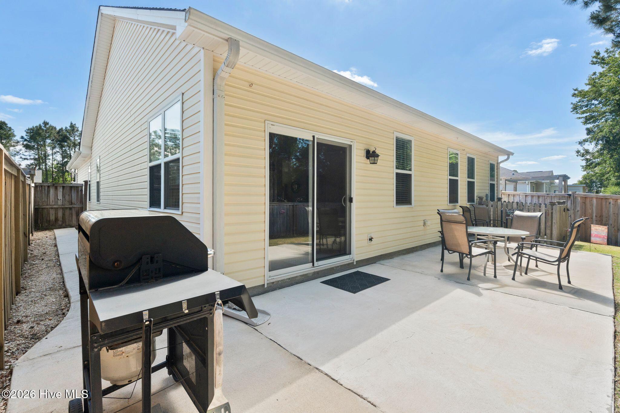 100570513 | Photo 40