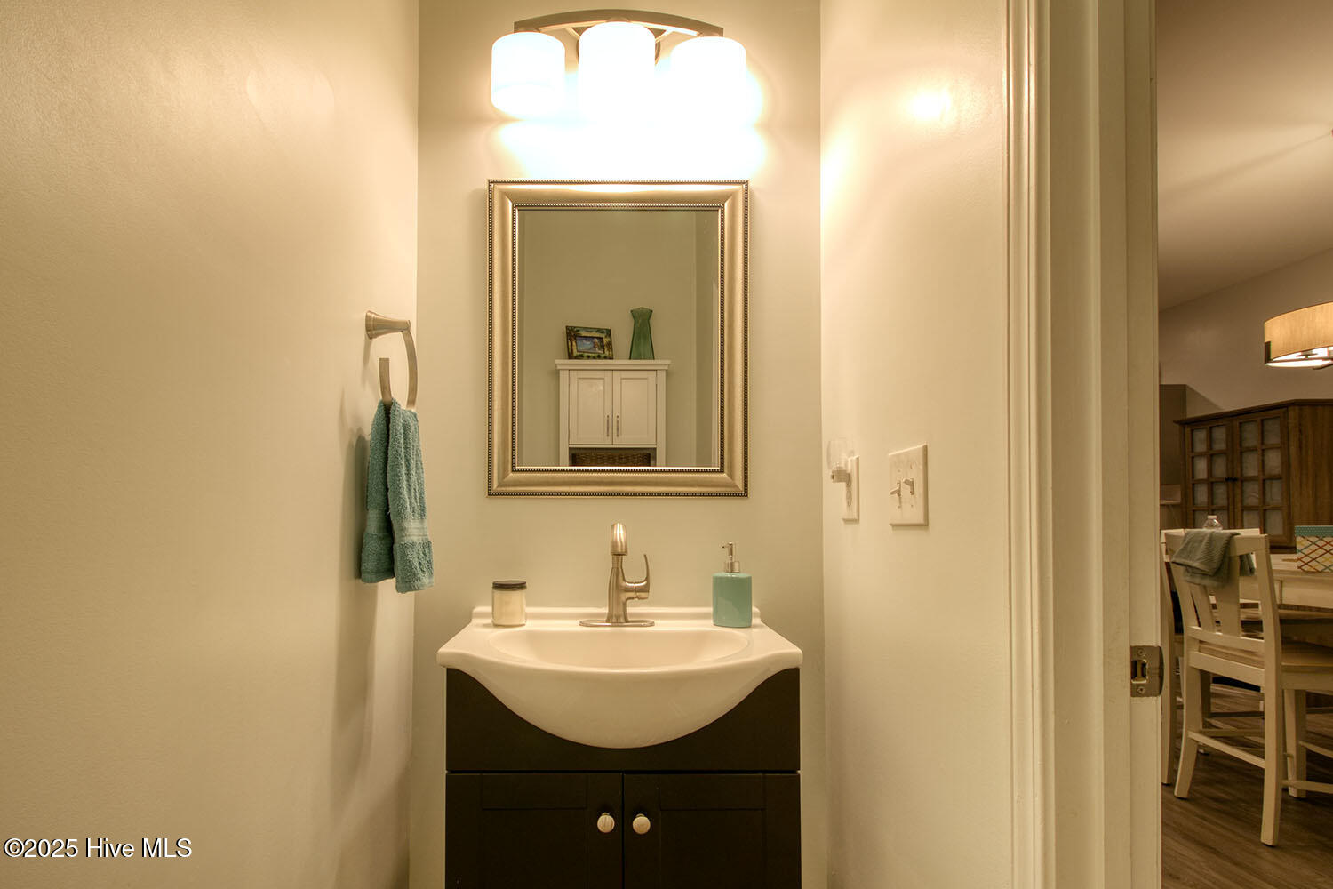 100495434 | Photo 17