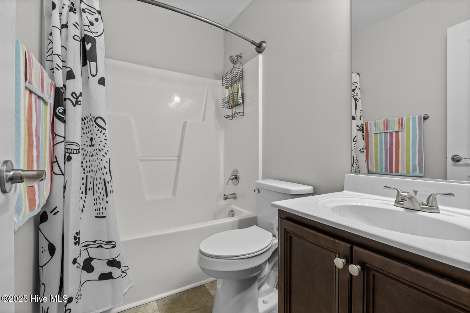 100533830 | Photo 23