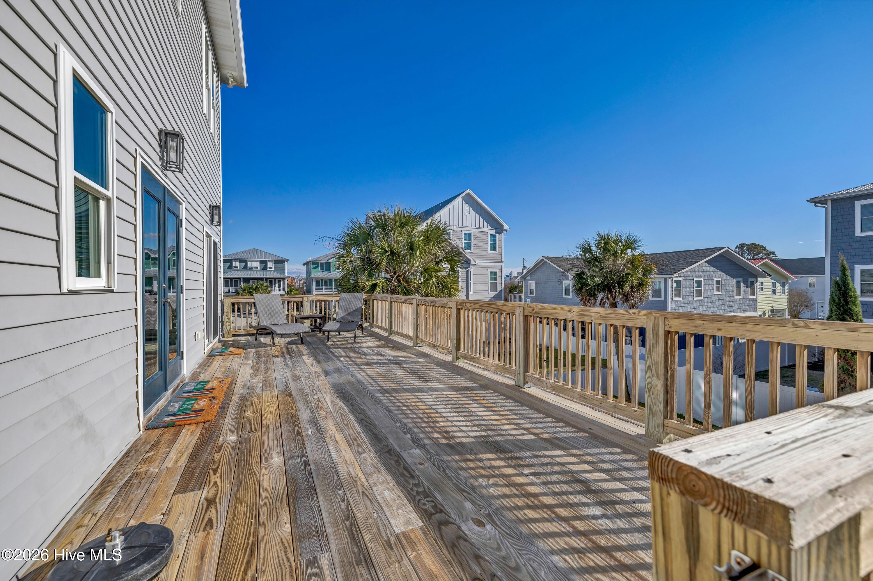 100549808 | Photo 19