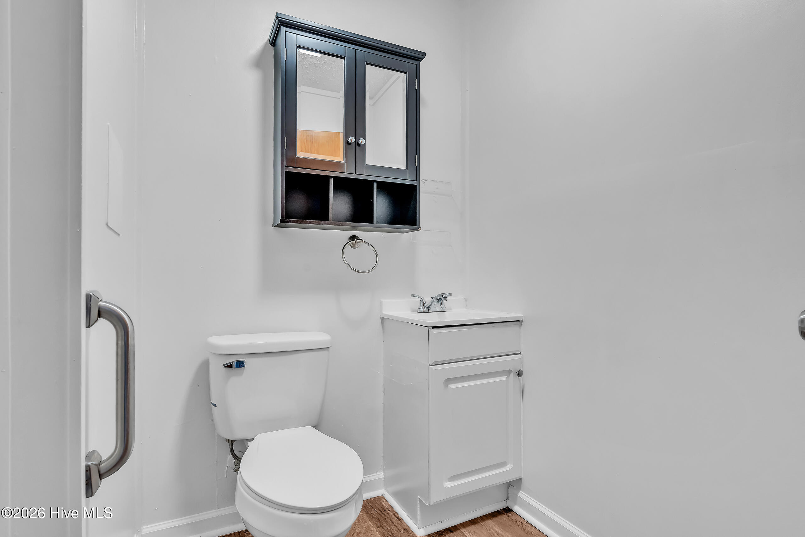 100567424 | Photo 20