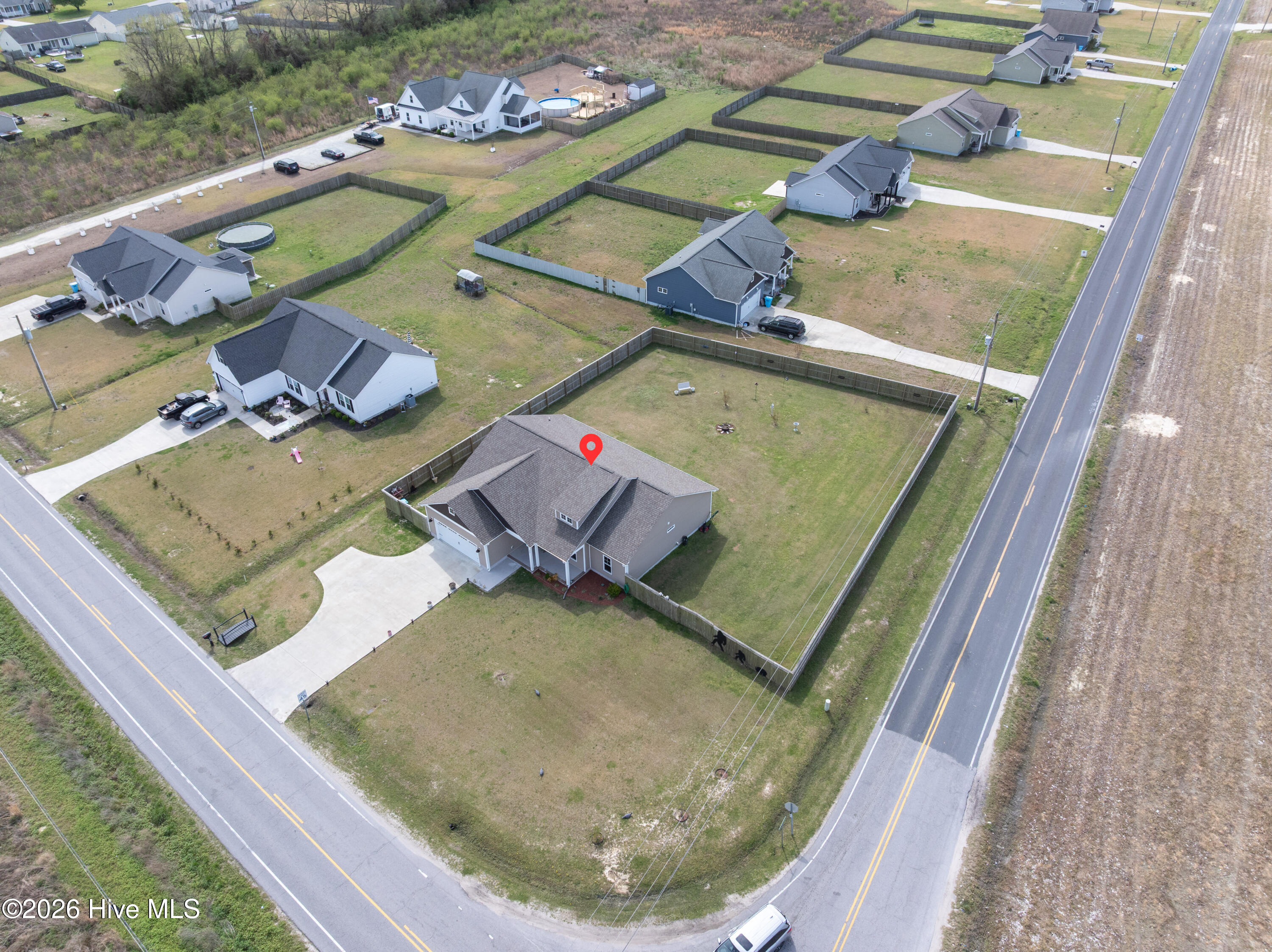 100563882 | Photo 34