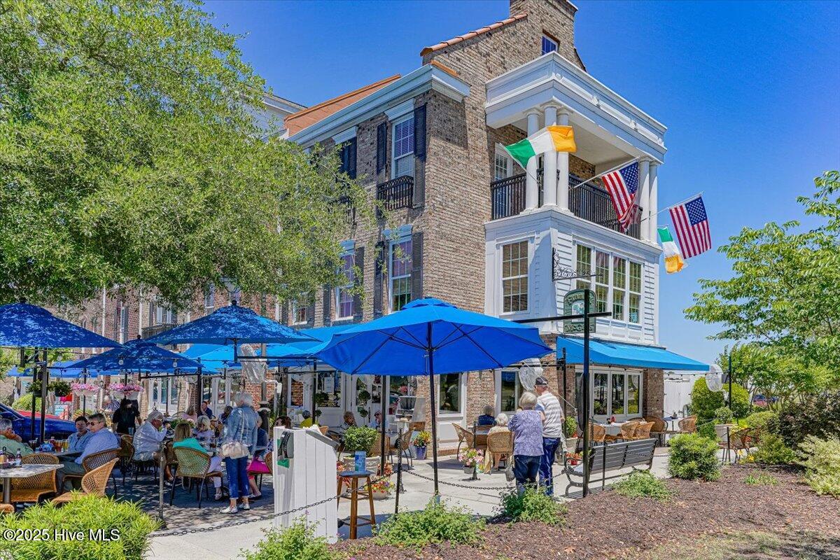 100559961 | Photo 35