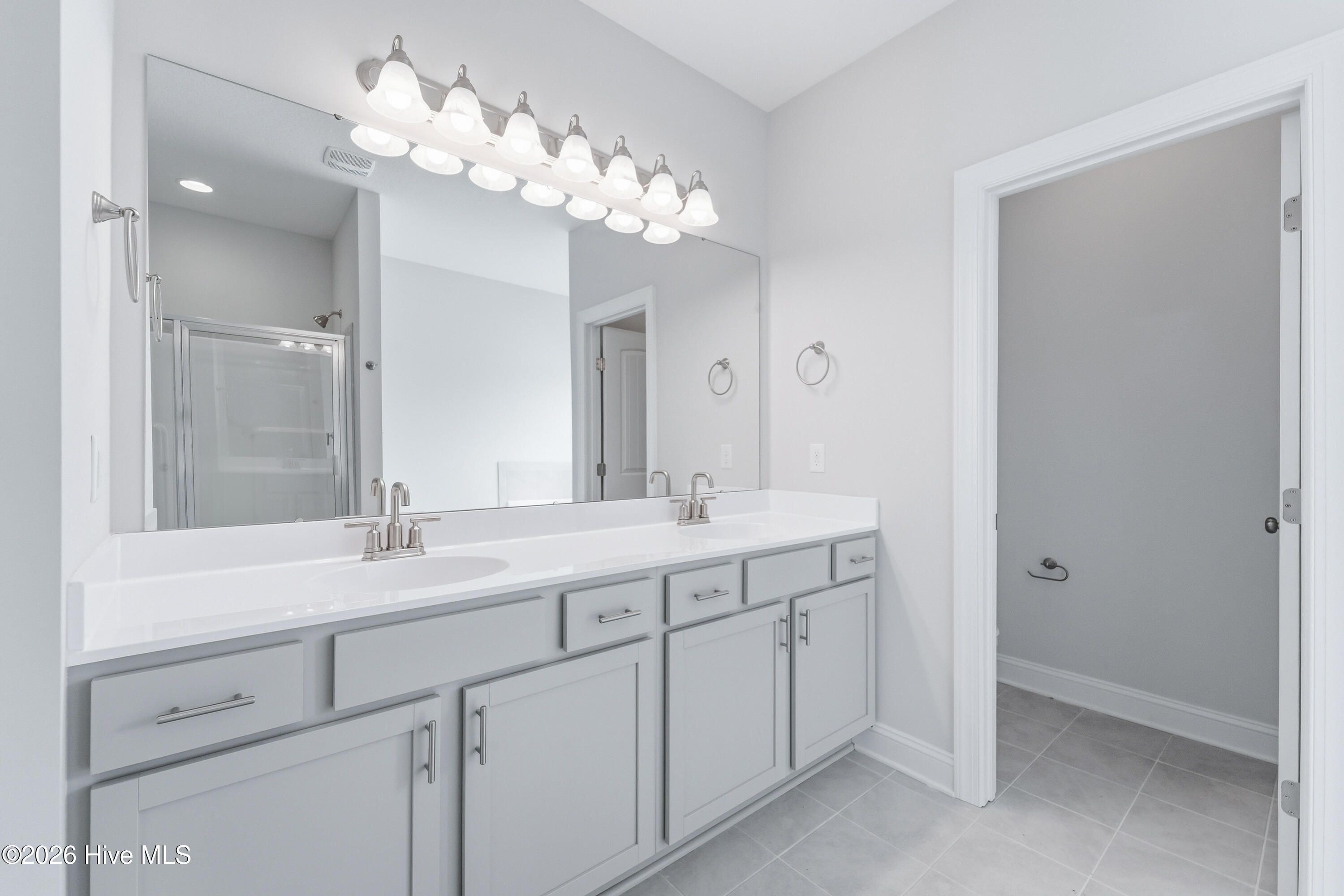 100525562 | Photo 17