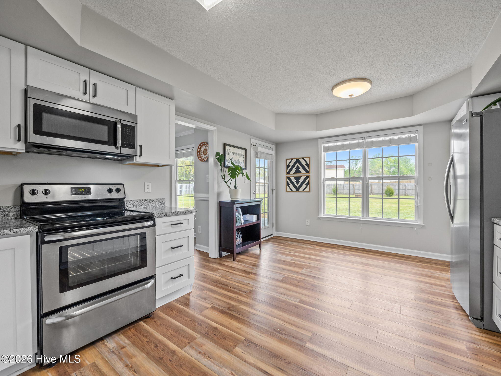 100566884 | Photo 17