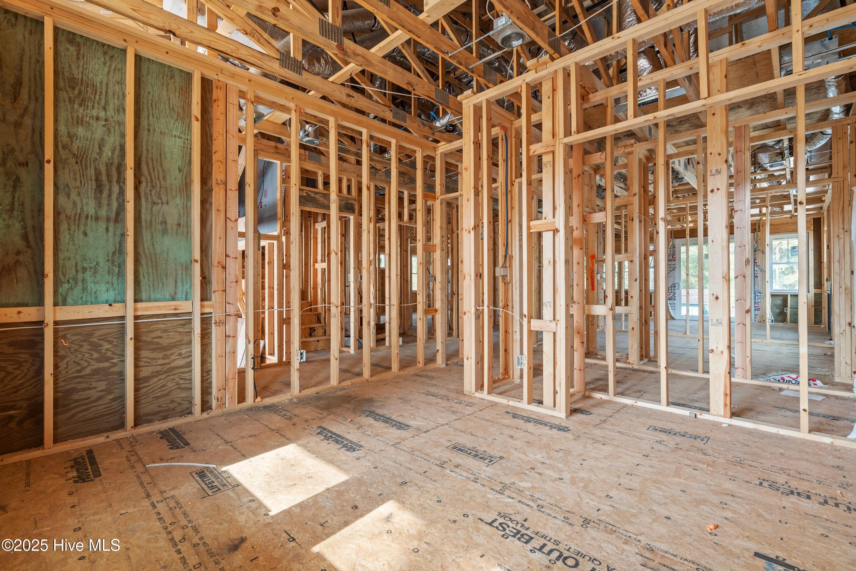 100543070 | Photo 59