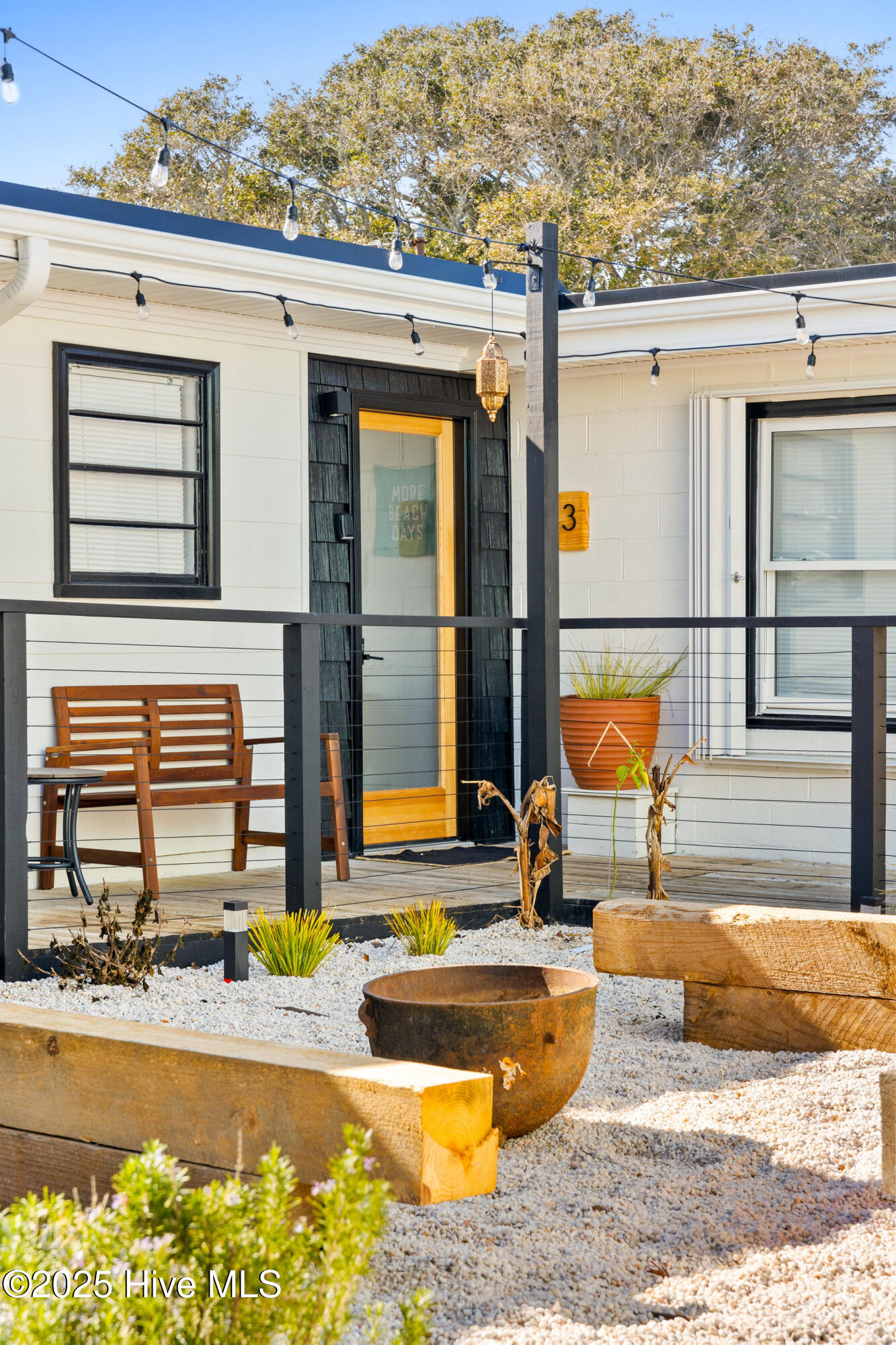 100540595 | Photo 62