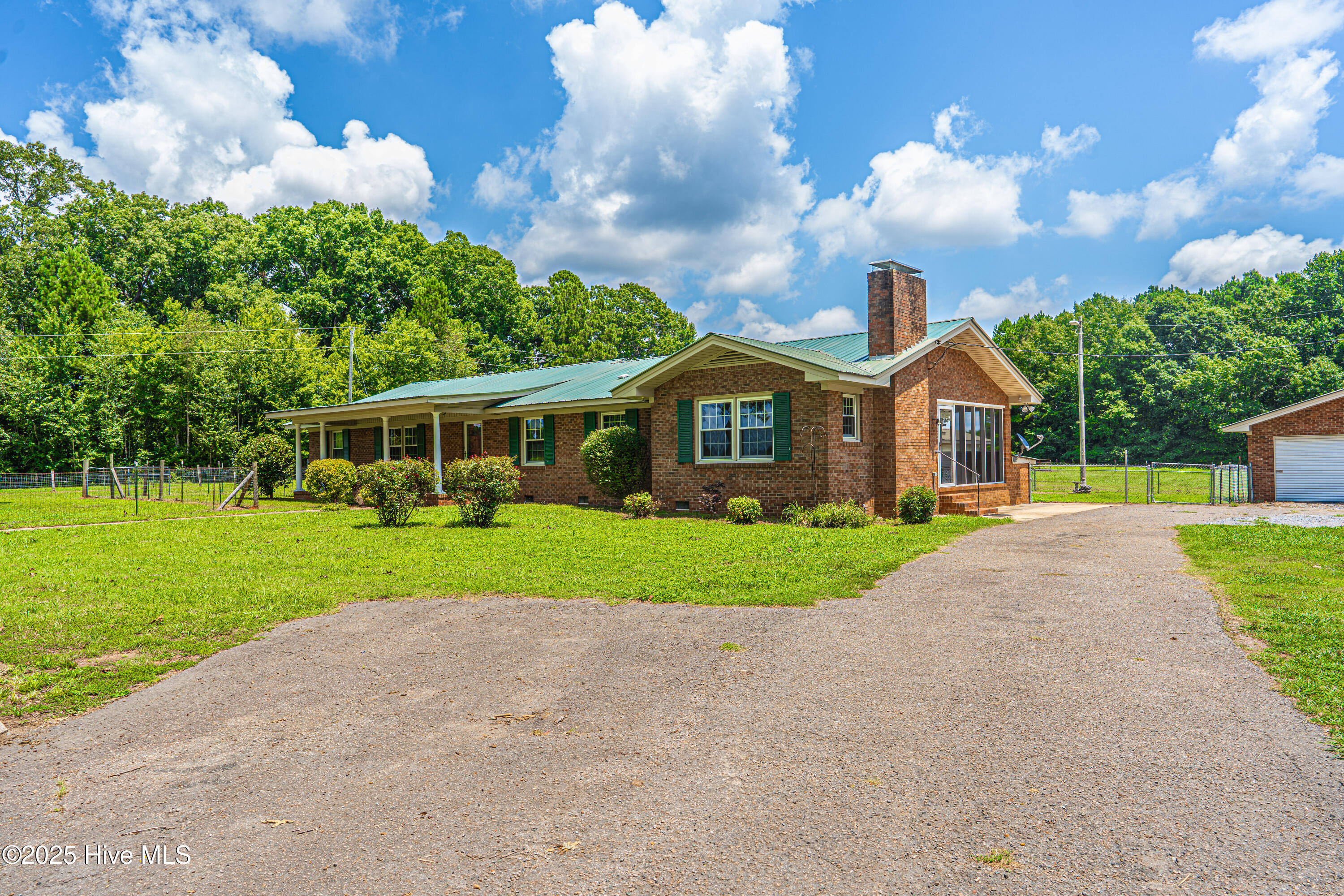 383 Lakey Siding Road