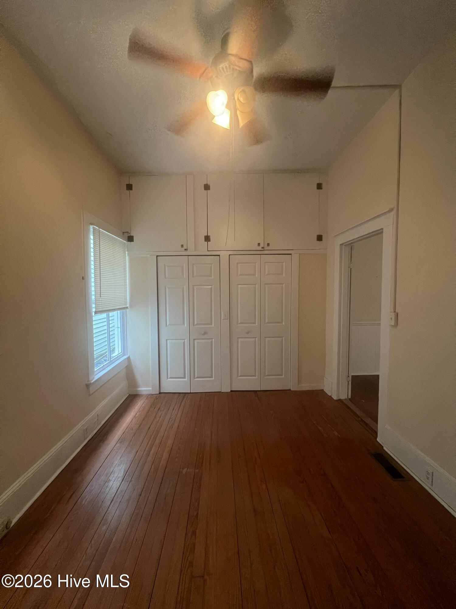 100555003 | Photo 13