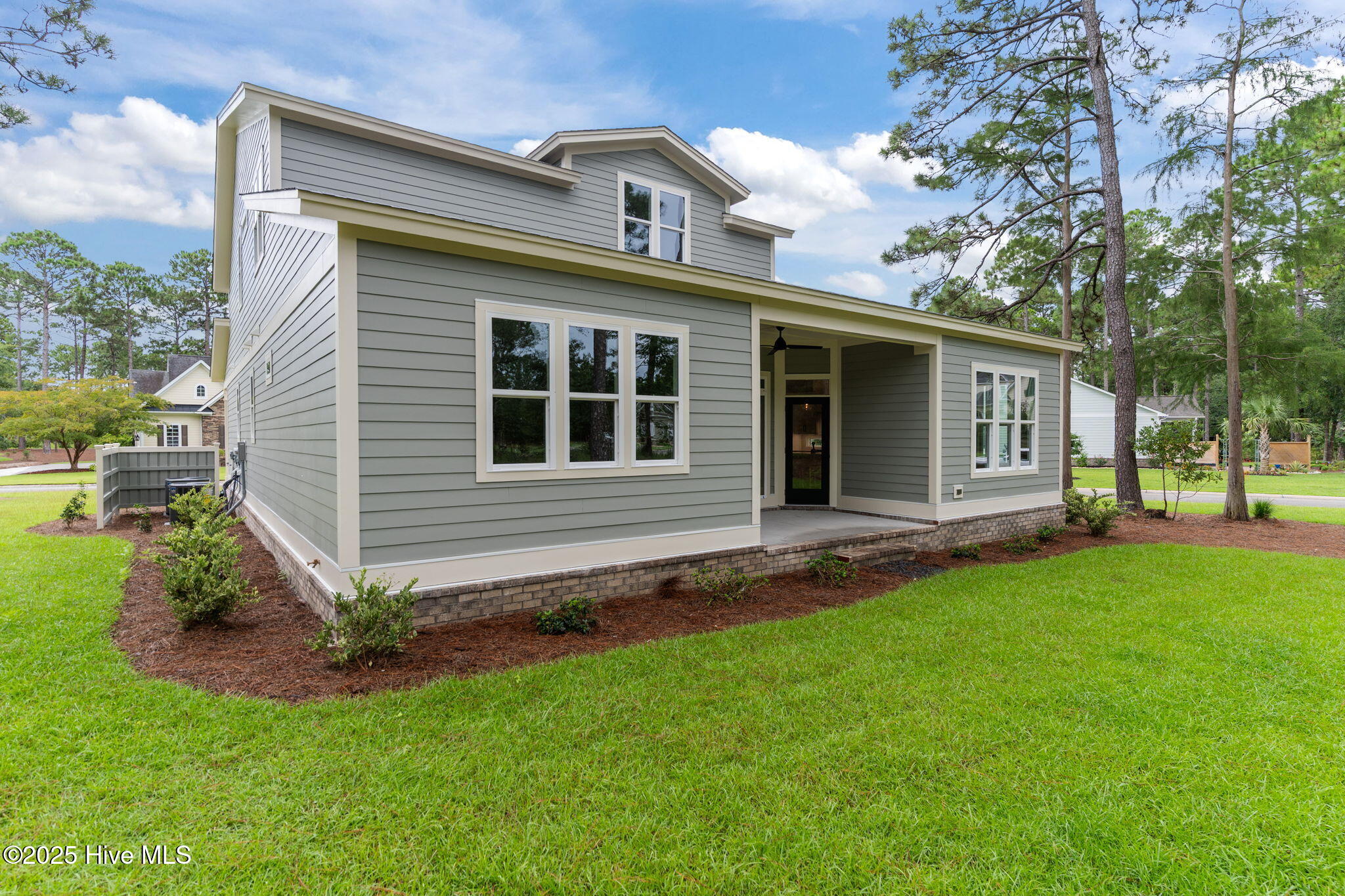 100525046 | Photo 48