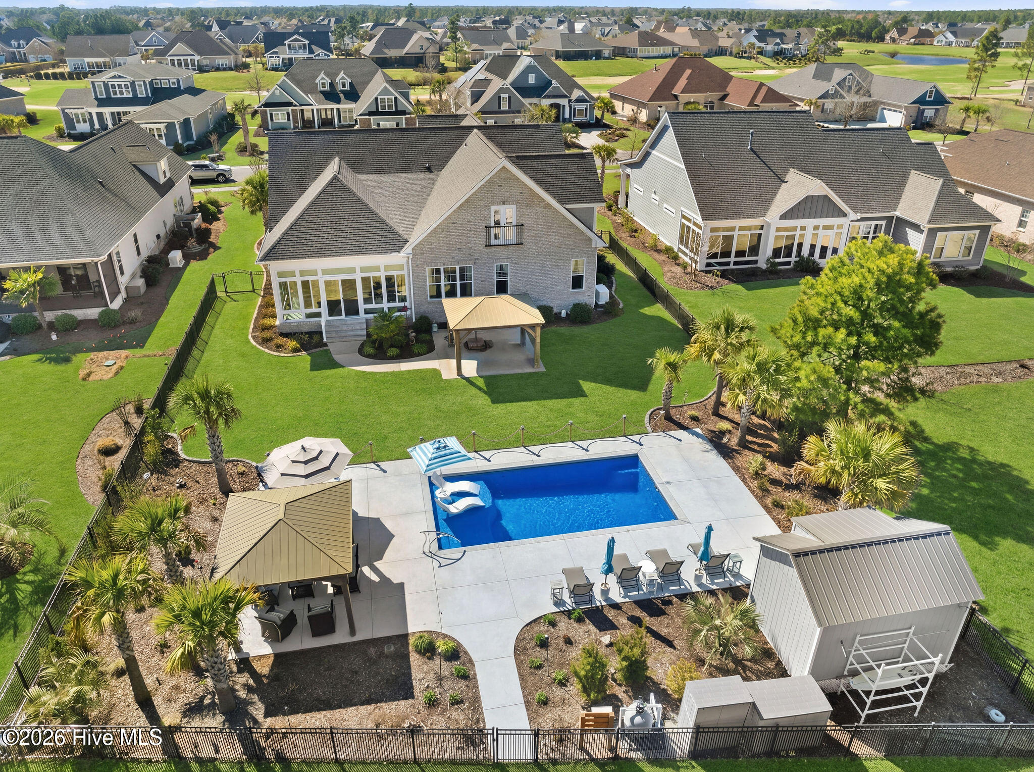 100562967 | Photo 69