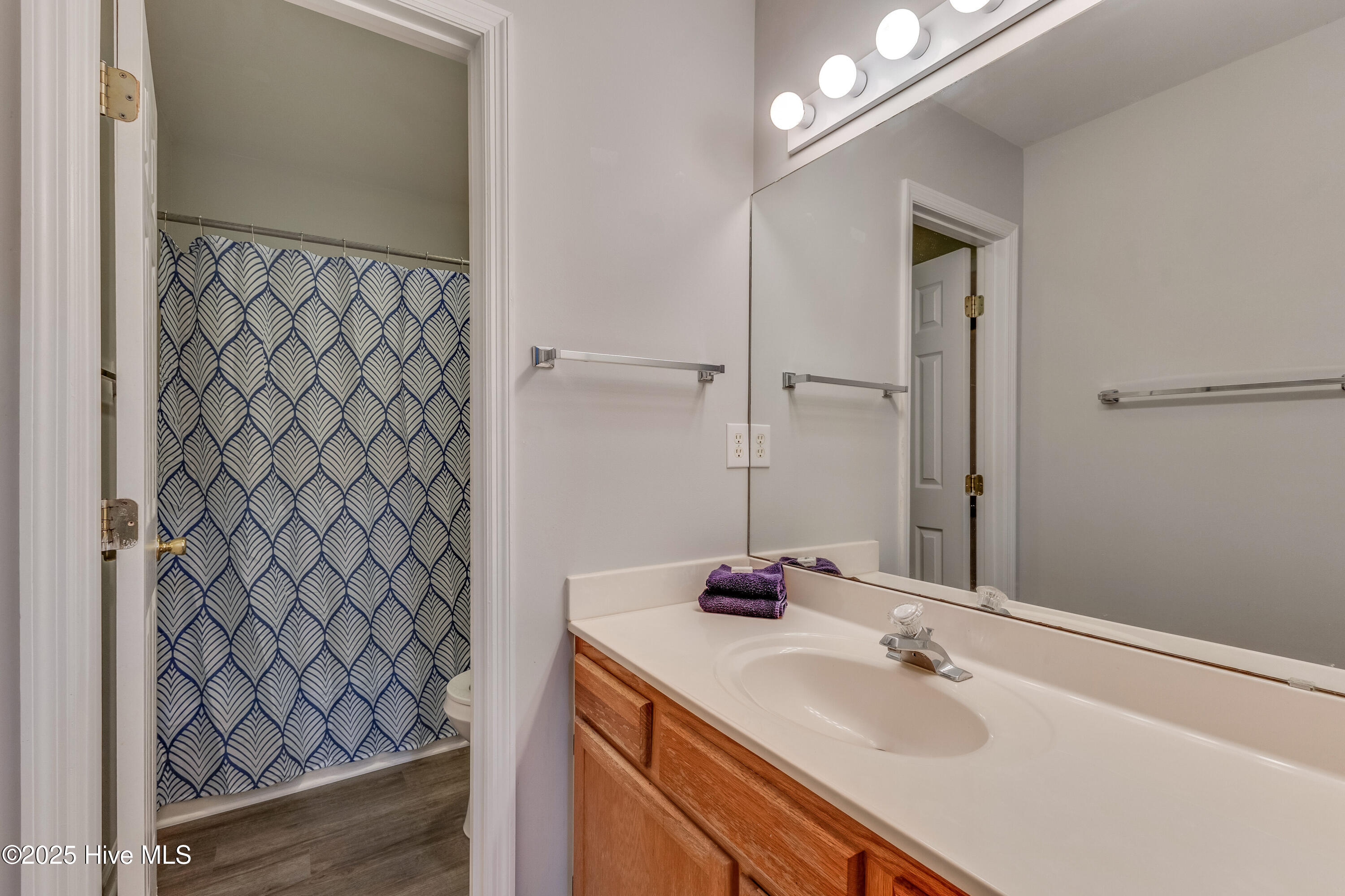 100514593 | Photo 24