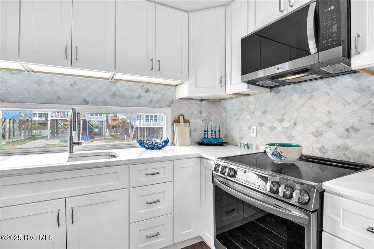 100550823 | Photo 17