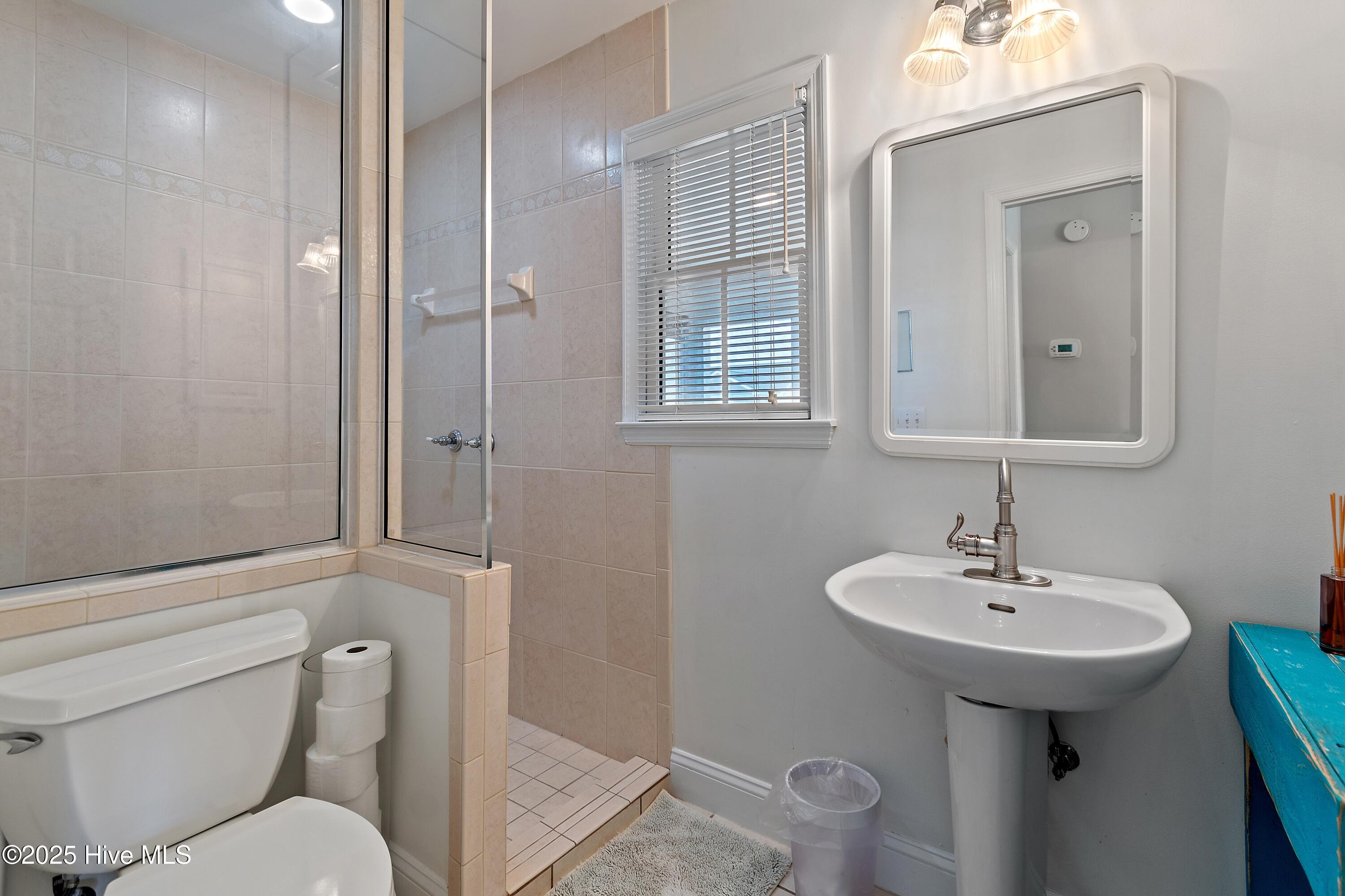 100552755 | Photo 26