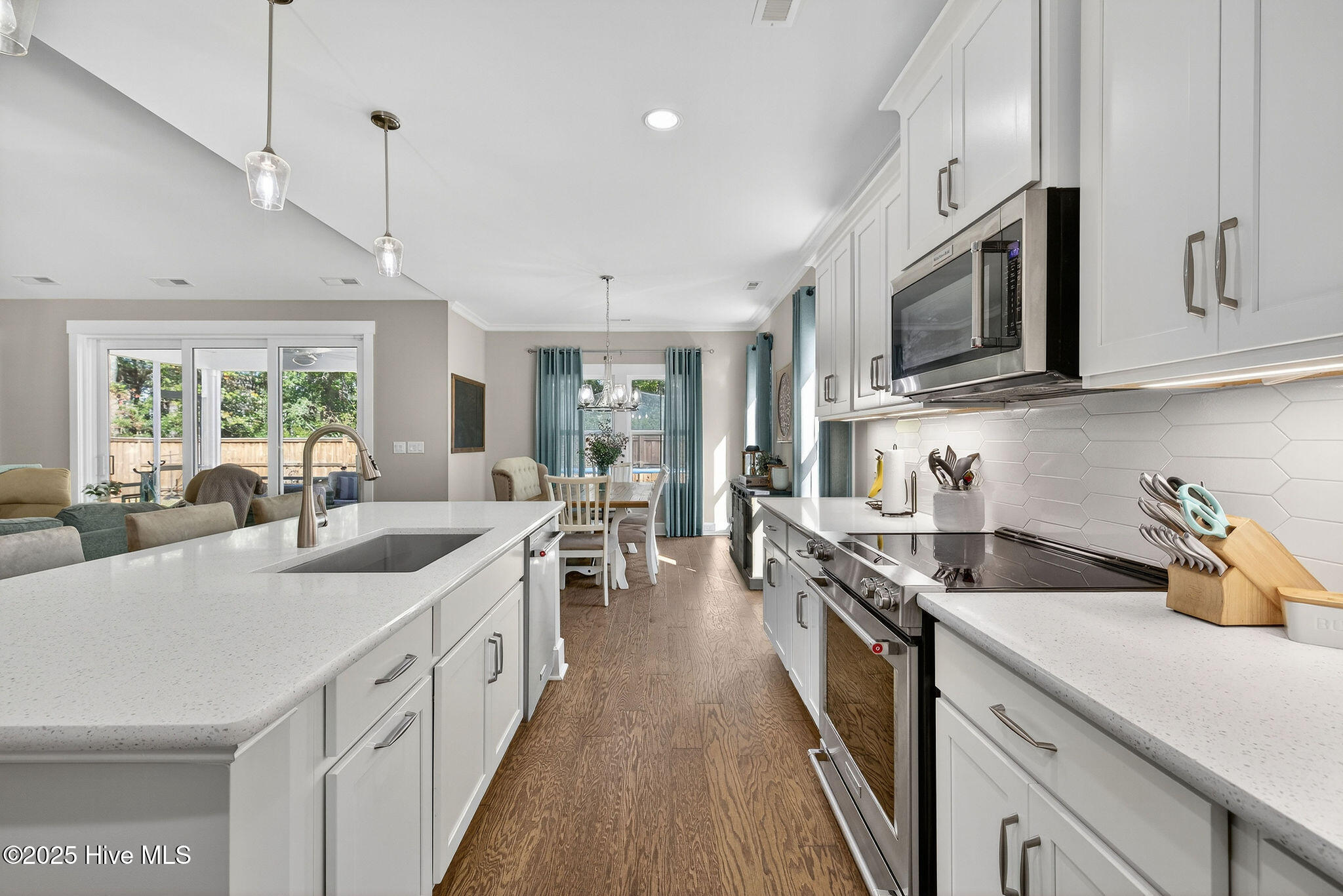 447 Beaumont Oaks Drive, Wilmington, NC 28411 – photo 9: Kitchen.5 - 447 Beaumont