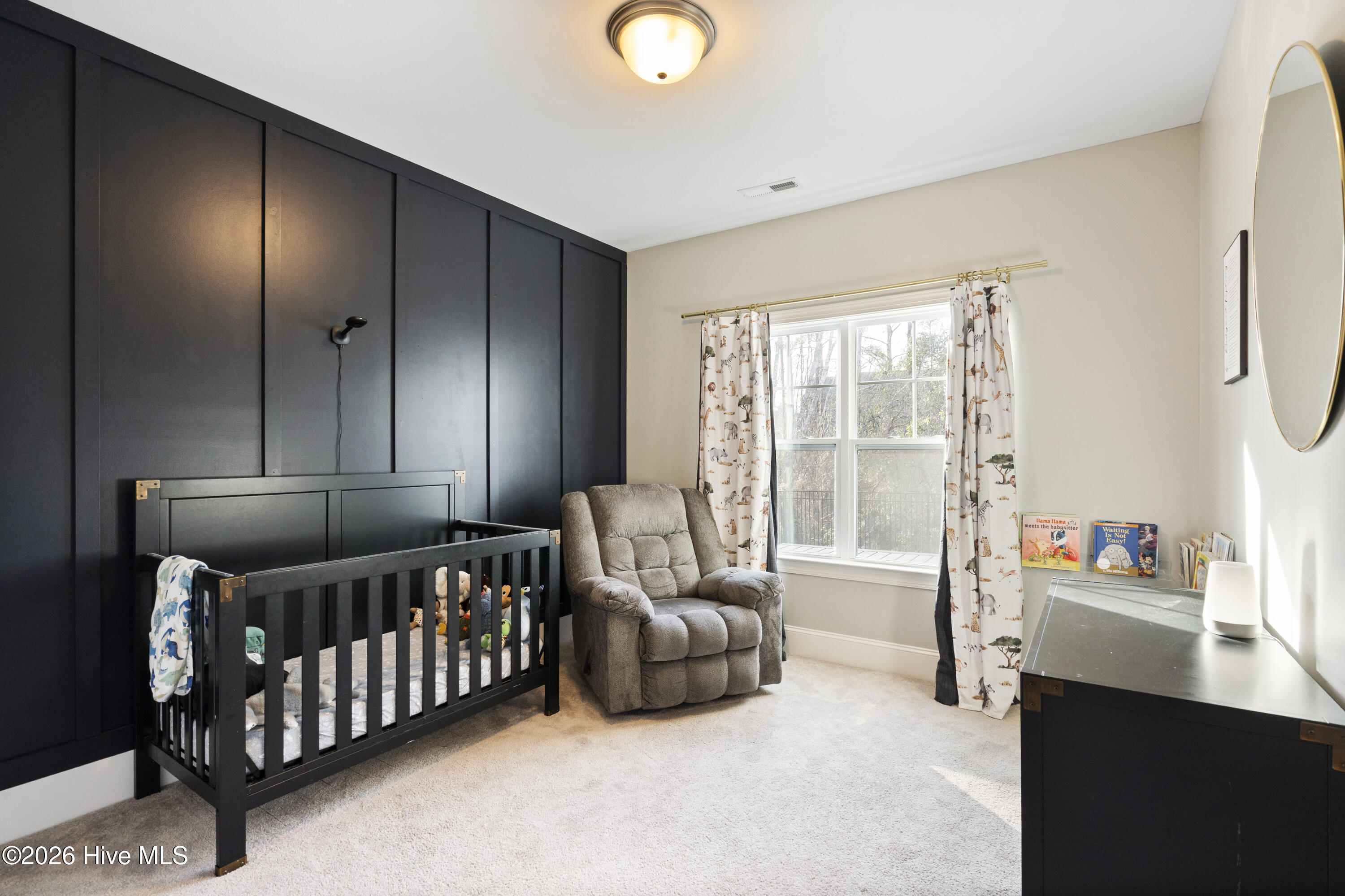 100552467 | Photo 37