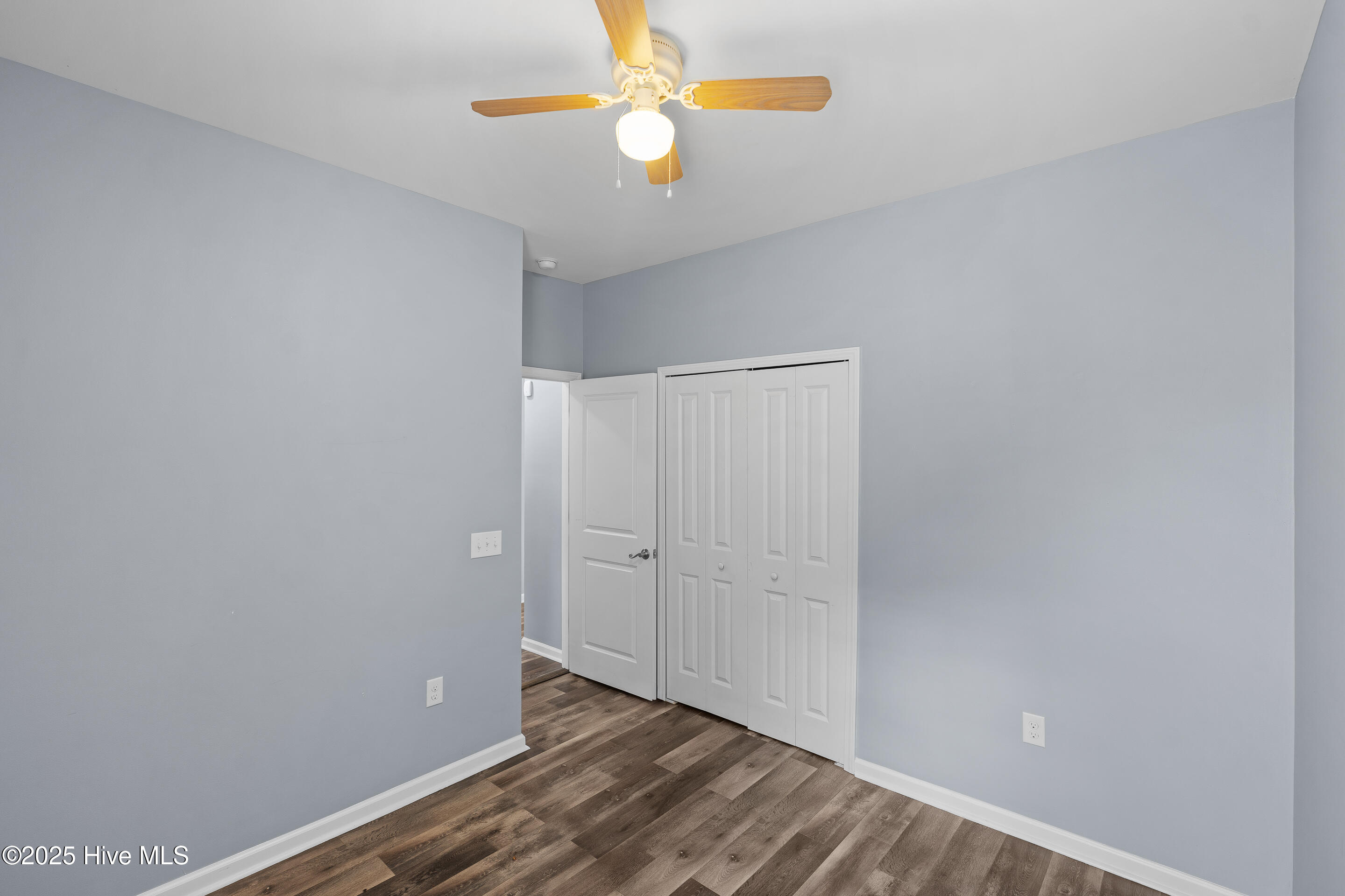 100533720 | Photo 14