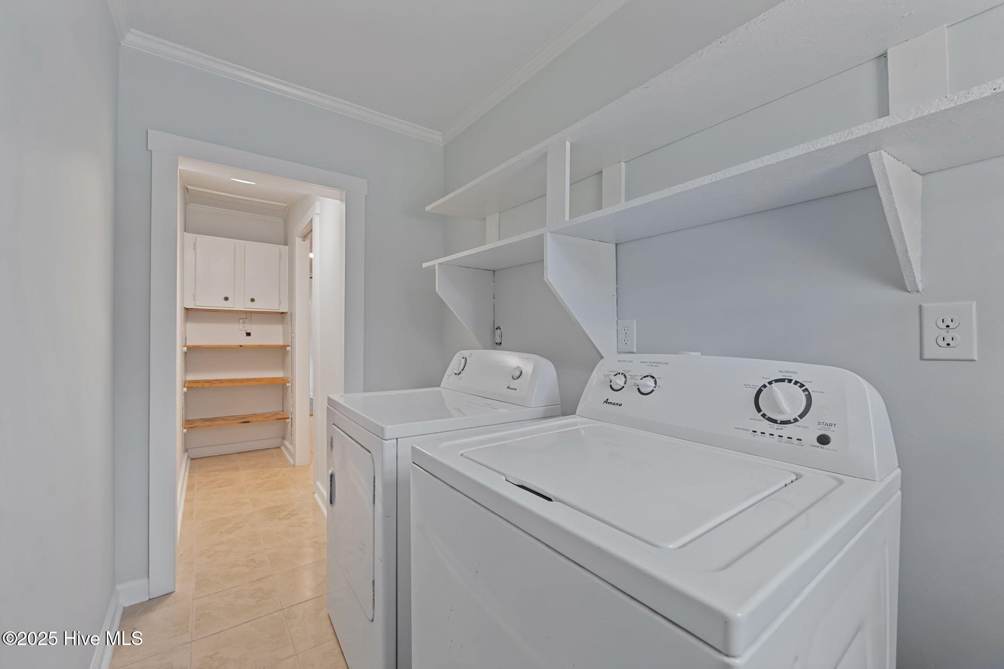 100551658 | Photo 31