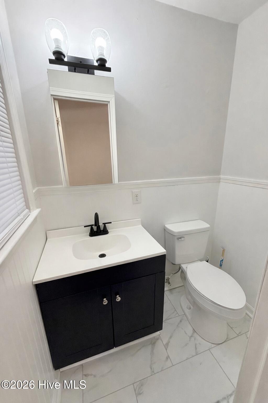 100548641 | Photo 10