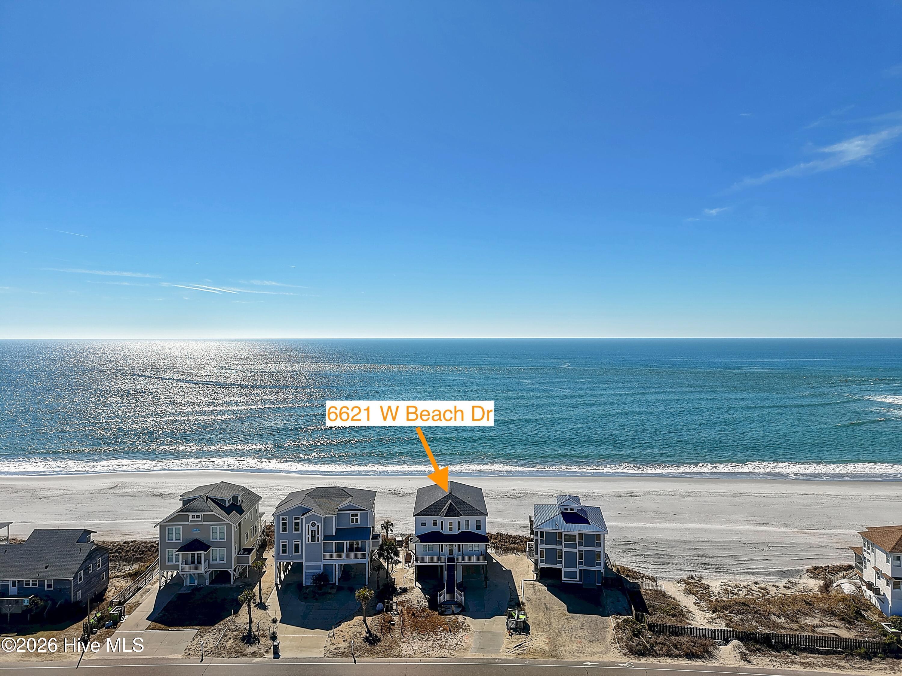 100554405 | Photo 39