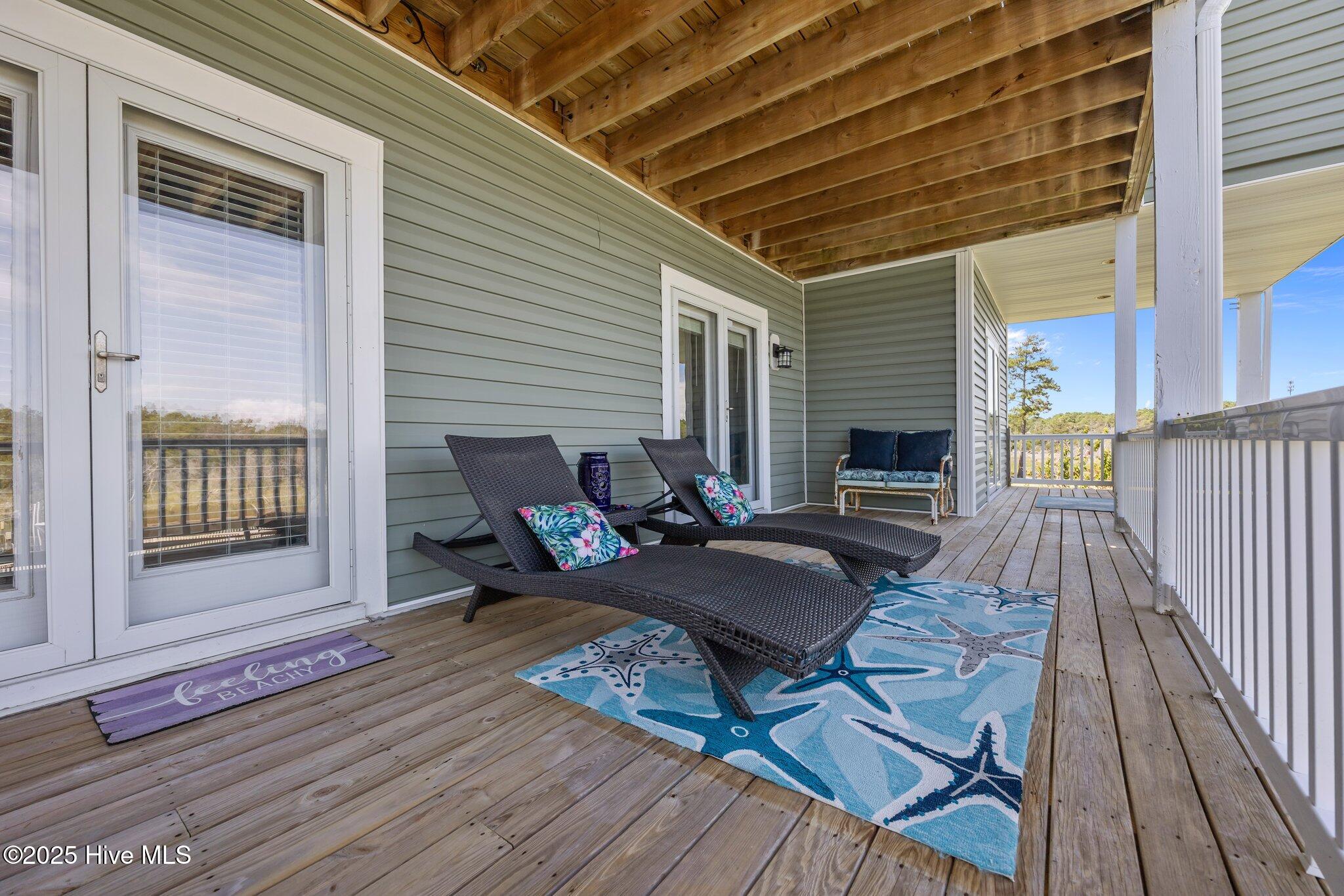 100517402 | Photo 26