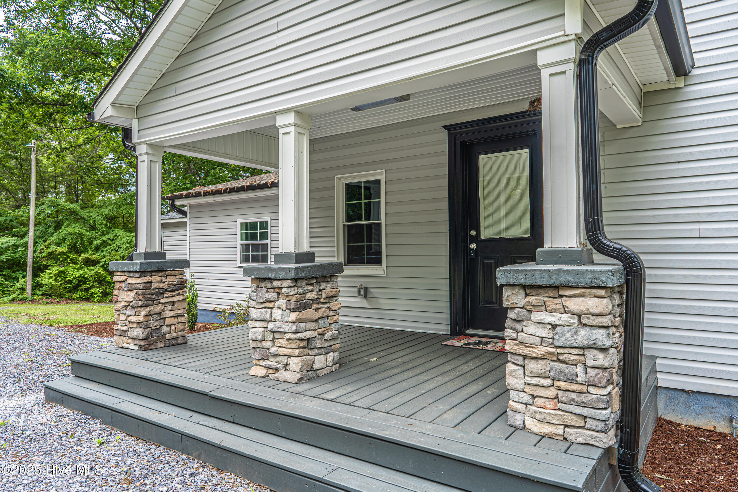 2396 Putnam Glendon Road