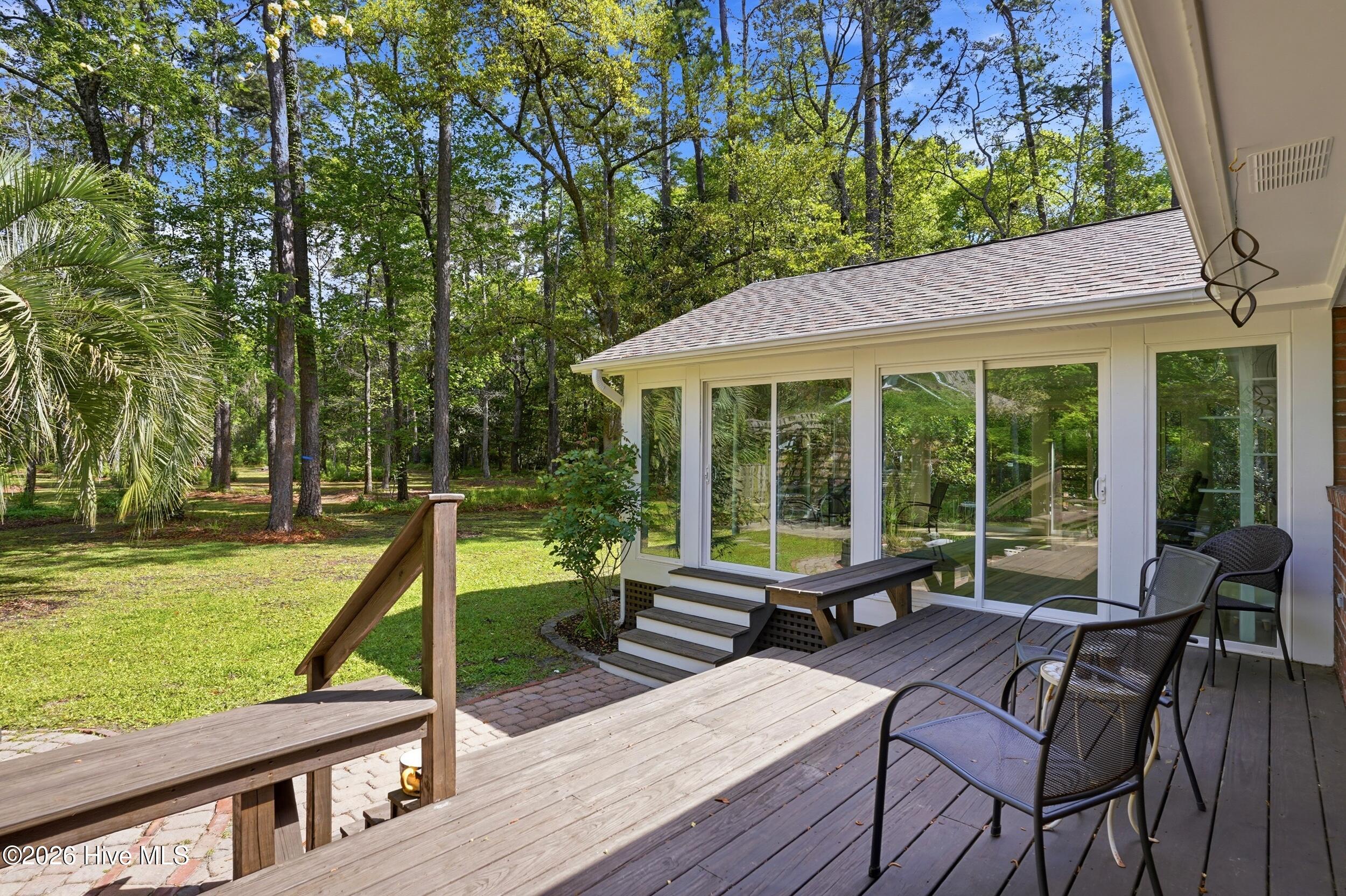 100570431 | Photo 41