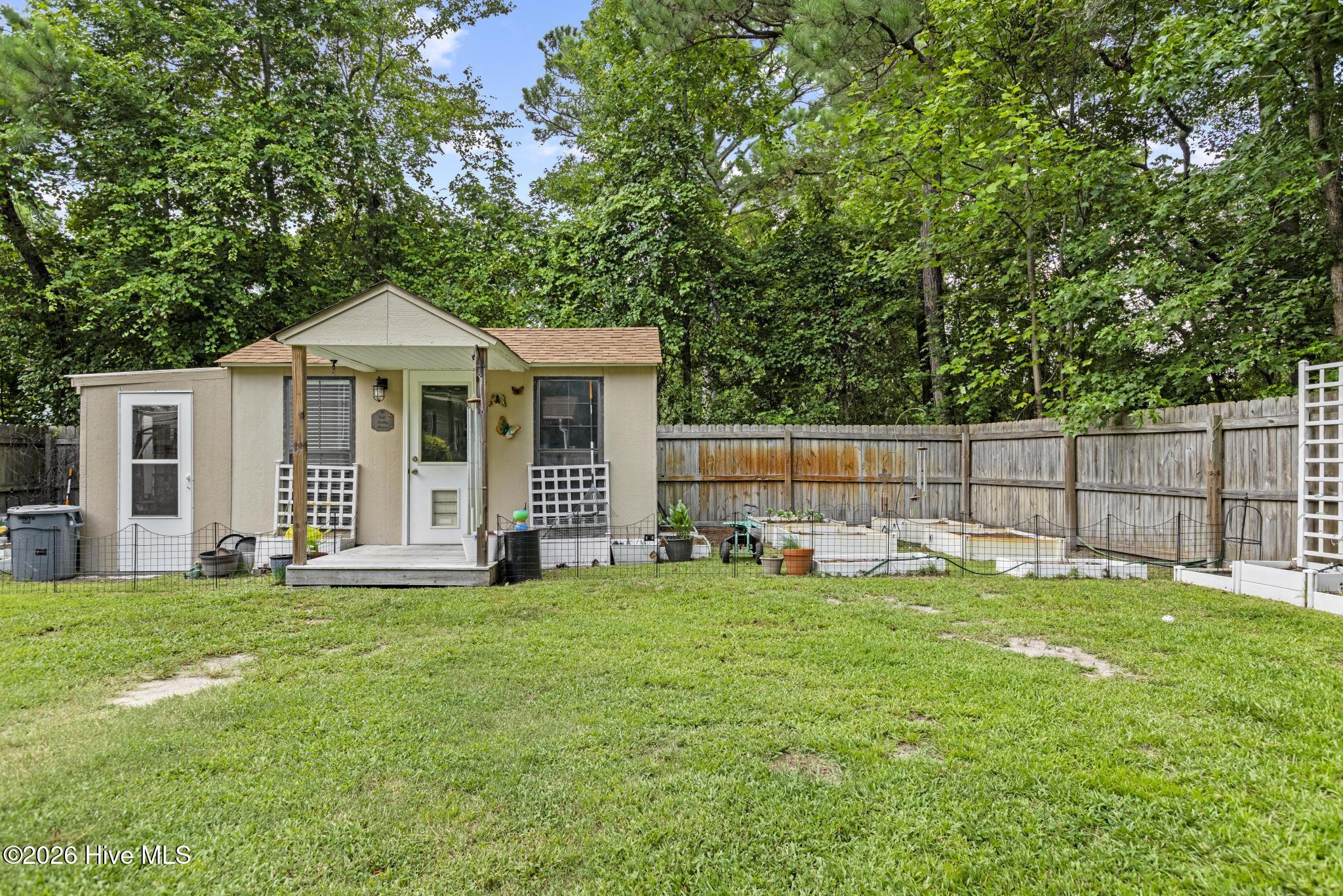 408 Quailridge Court,Peletier