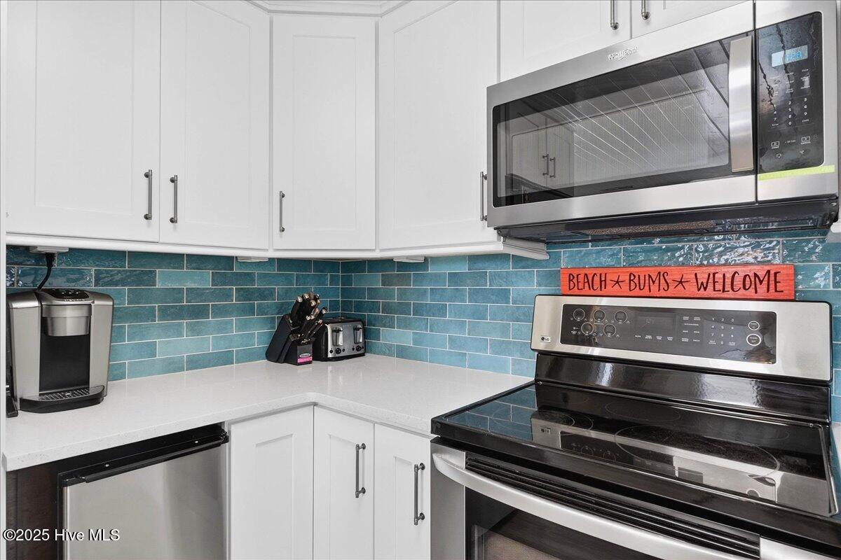 100527780 | Photo 18