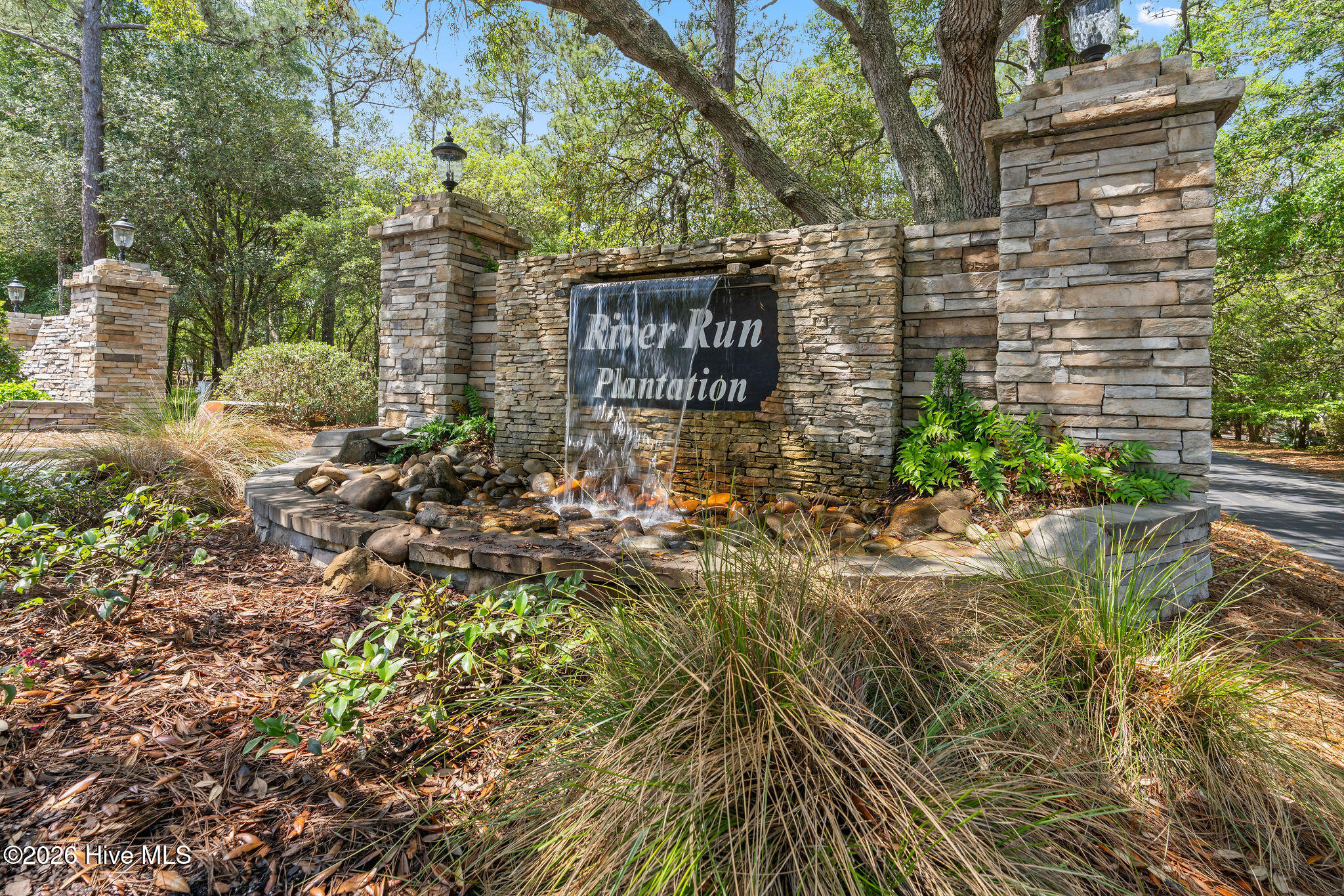 100567375 | Photo 60