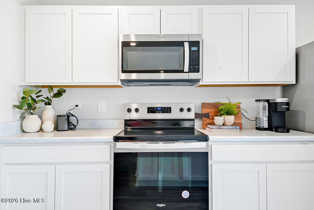 100552974 | Photo 22