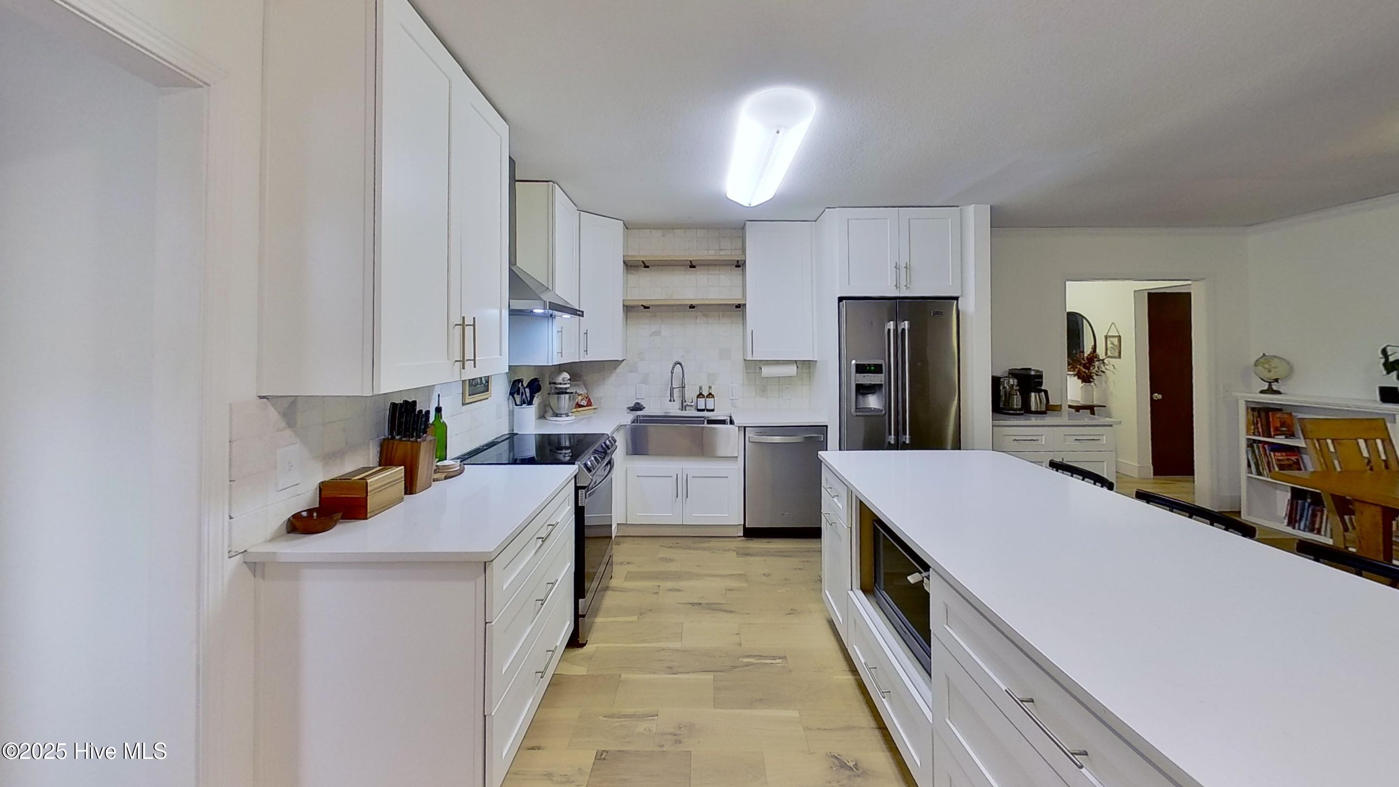 100544095 | Photo 16