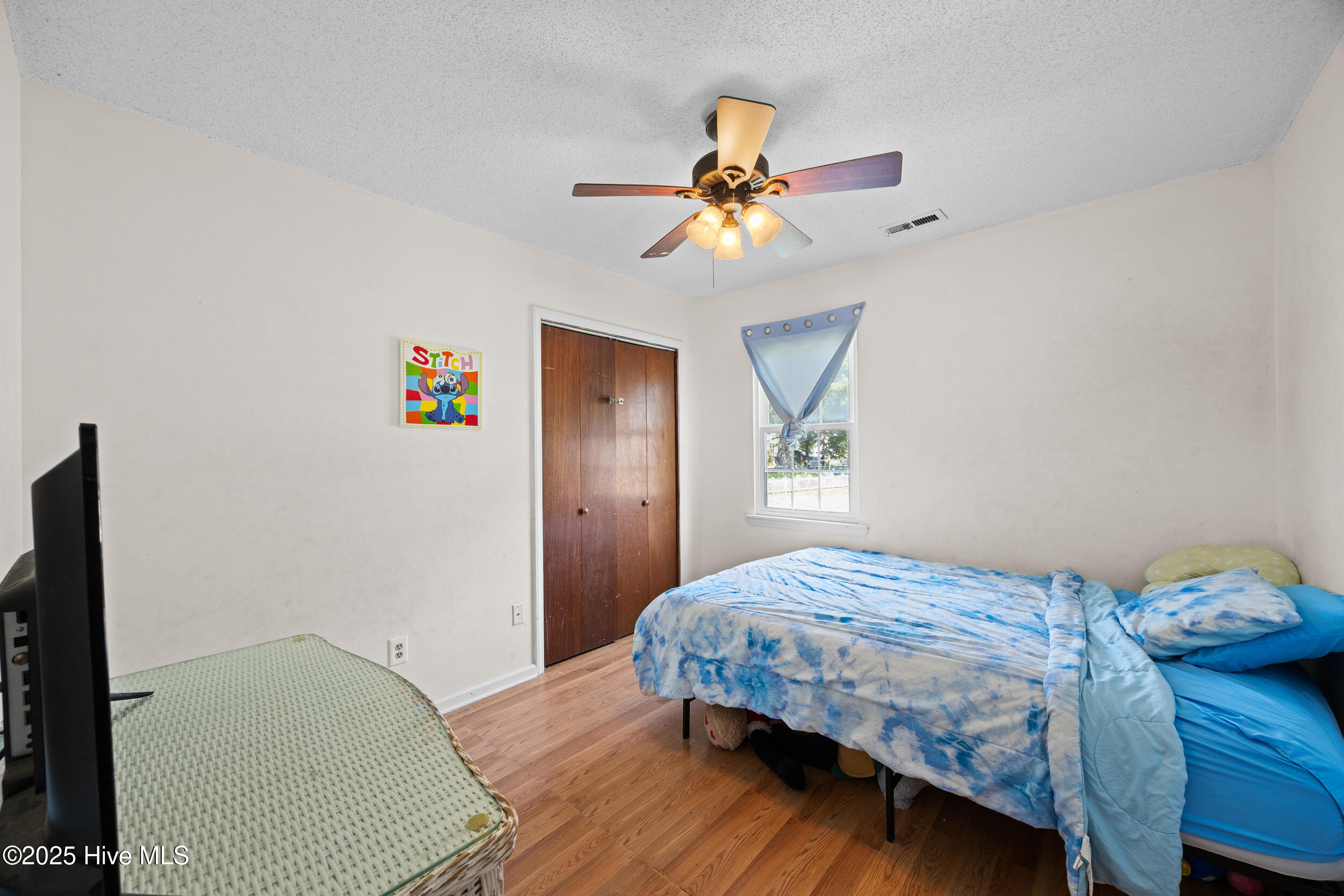 100514281 | Photo 14