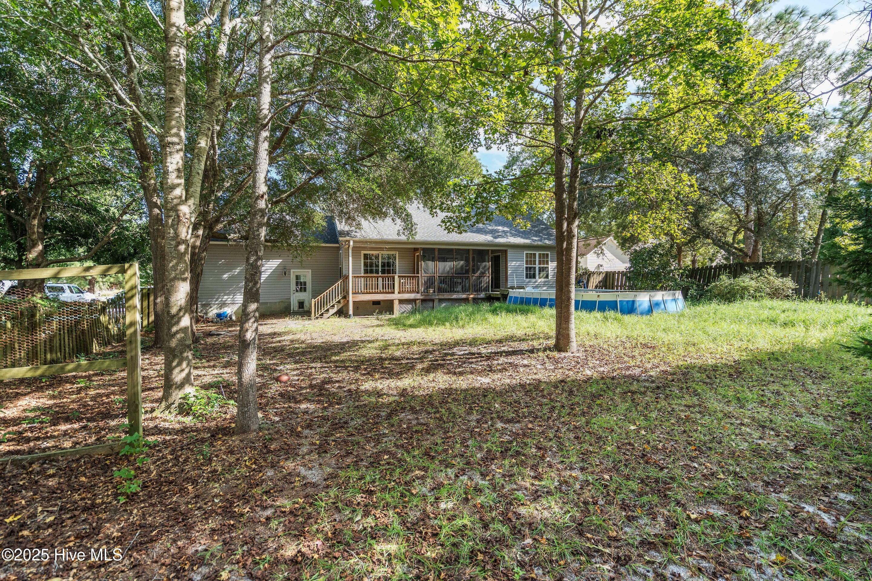 100534371 | Photo 24