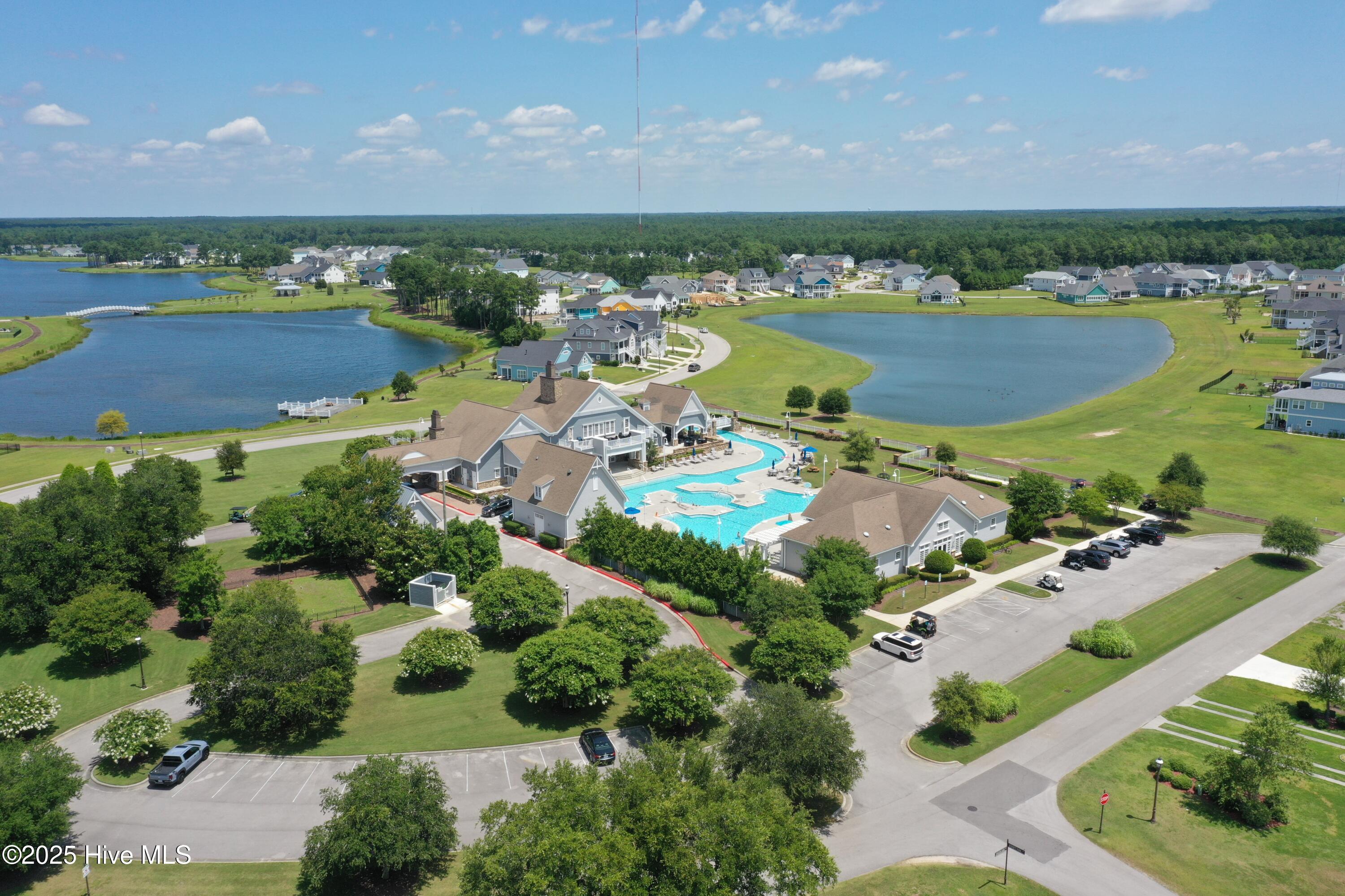 100523400 | Photo 34