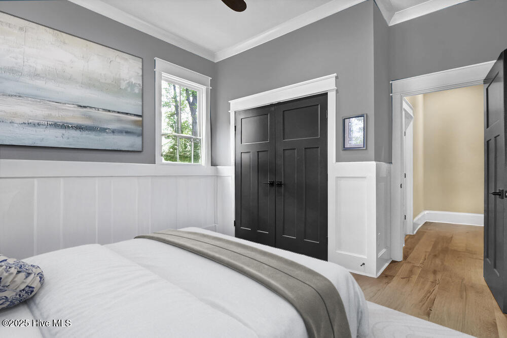 100534393 | Photo 35