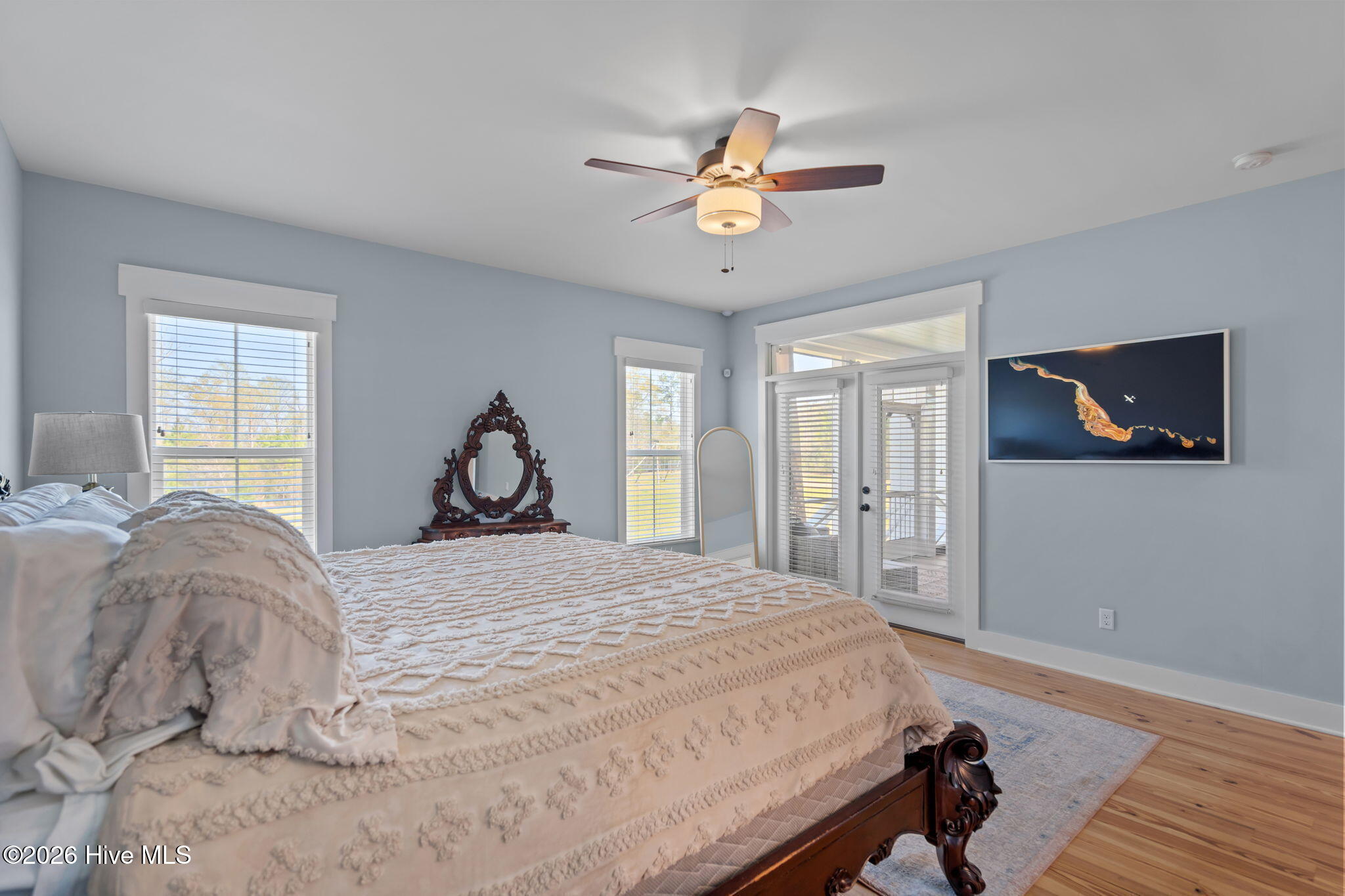 100563591 | Photo 21